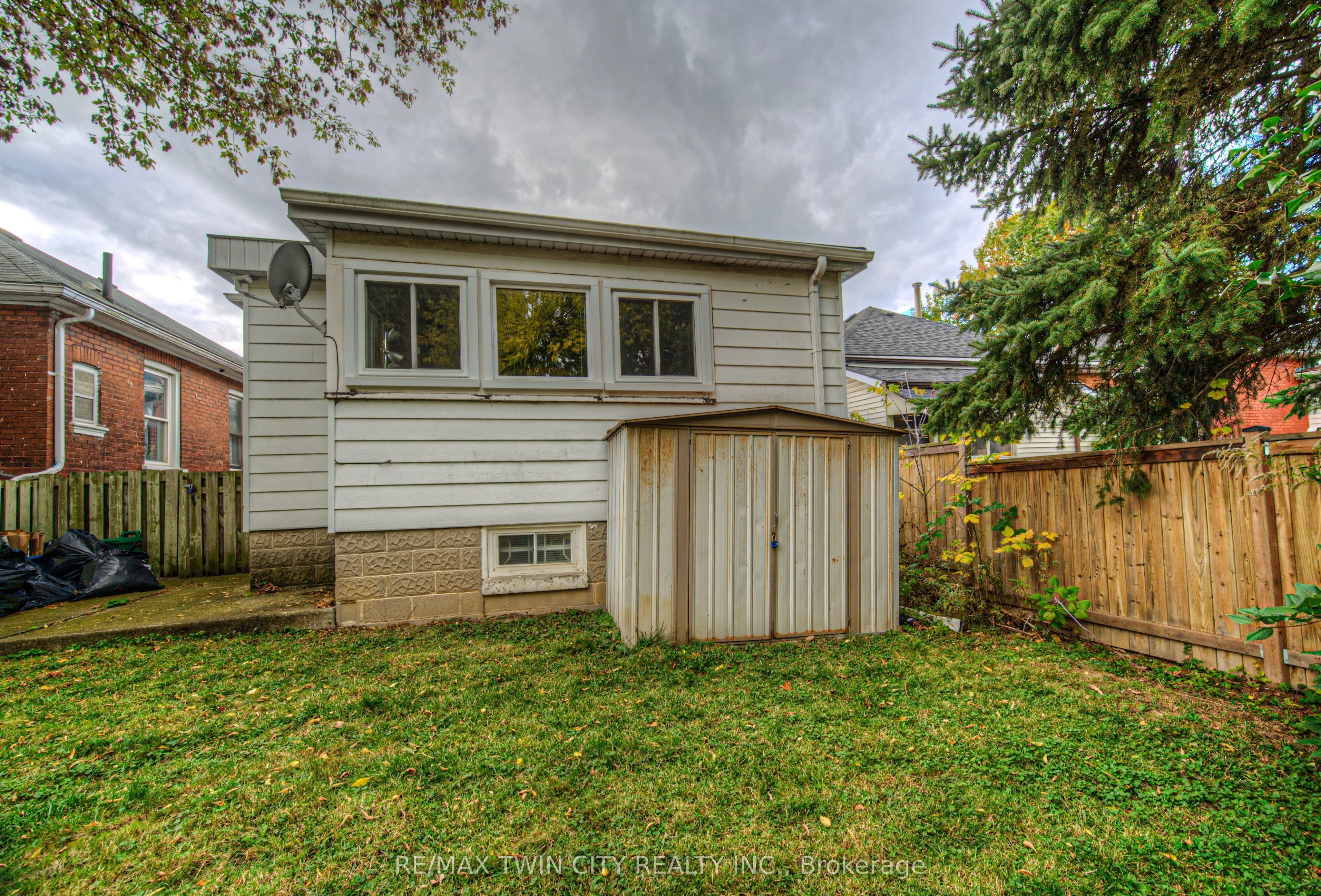 187 RAWDON Street