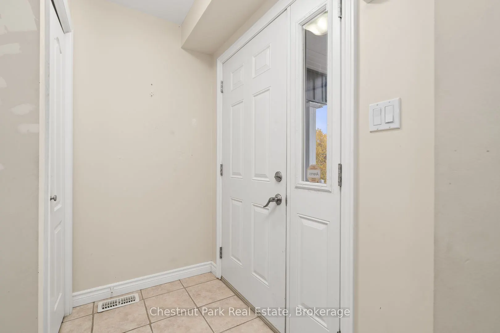 37 Silver Street, #3