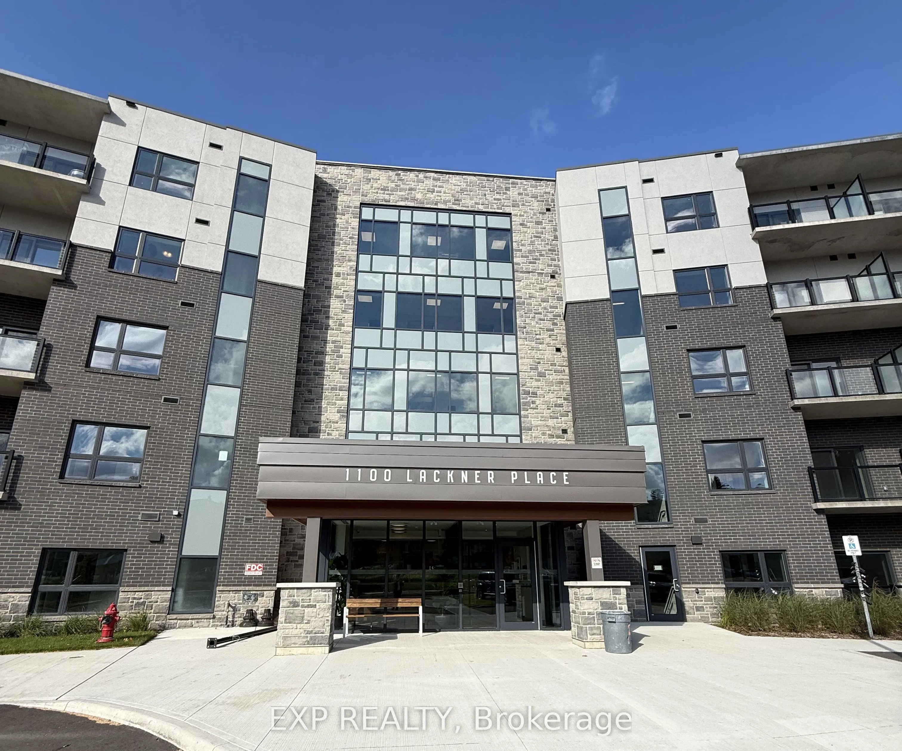 1100 Lackner Place S, #116