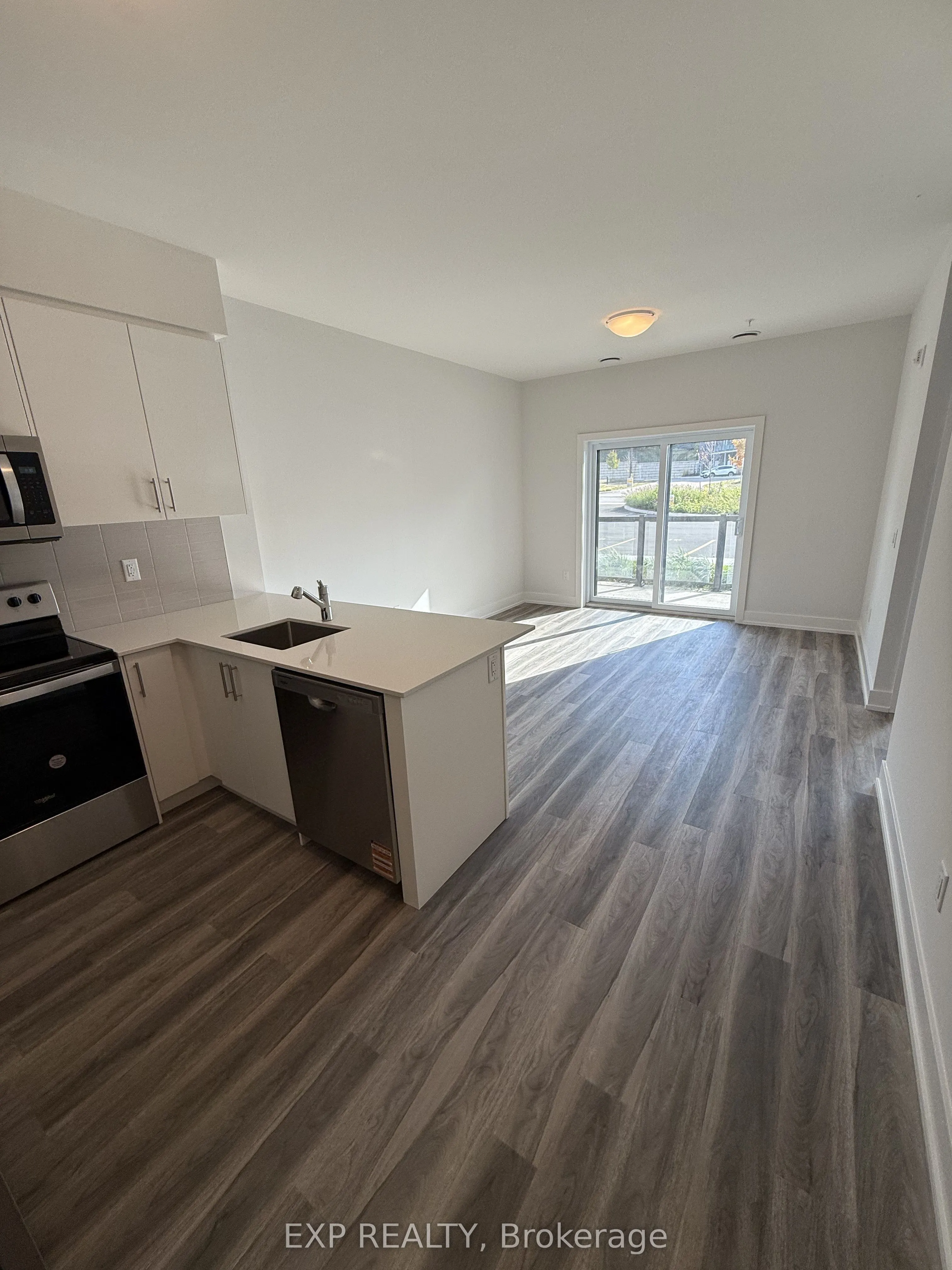 1100 Lackner Place S, #116