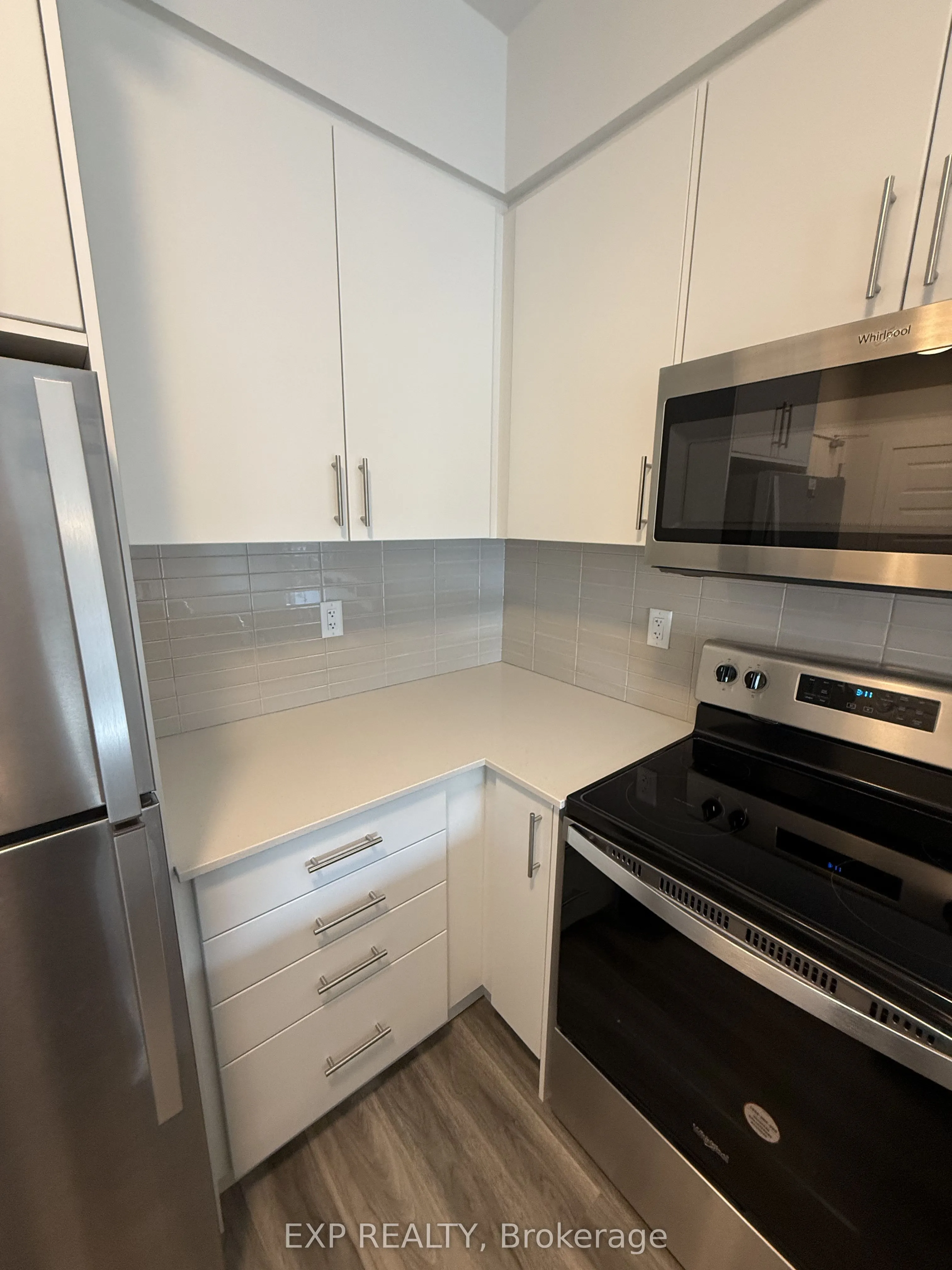 1100 Lackner Place S, #116