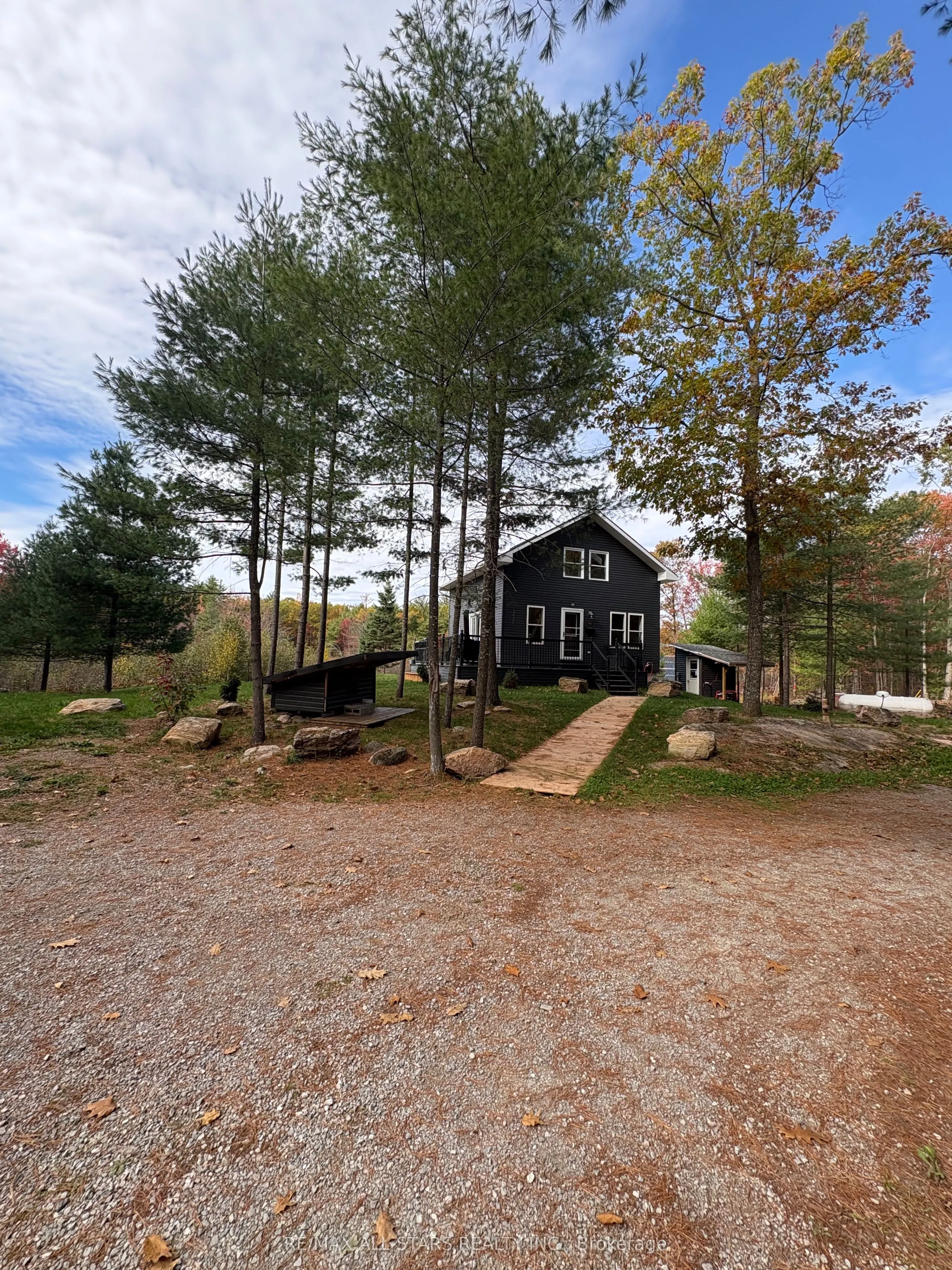 1295 Deep Bay Road