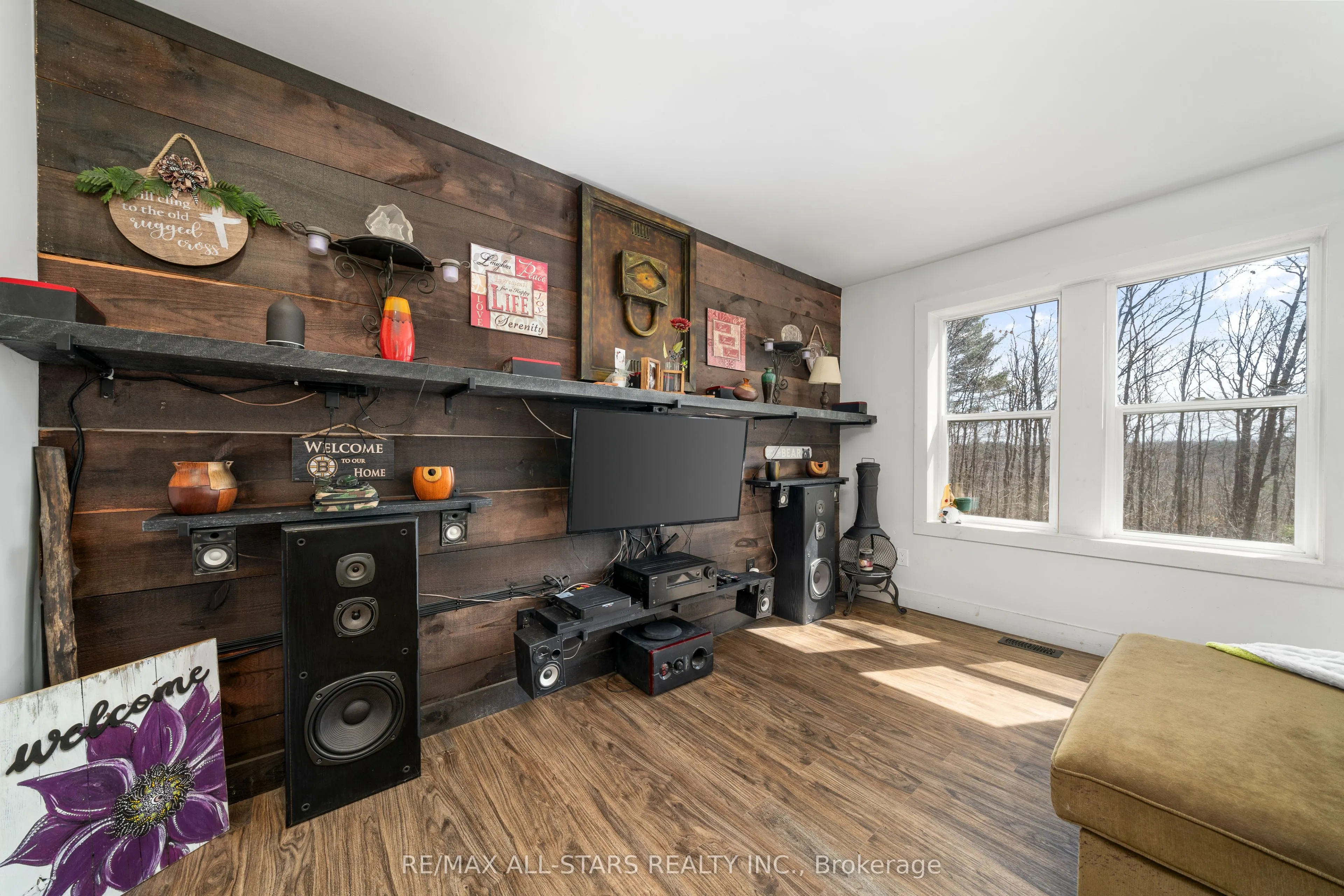1295 Deep Bay Road