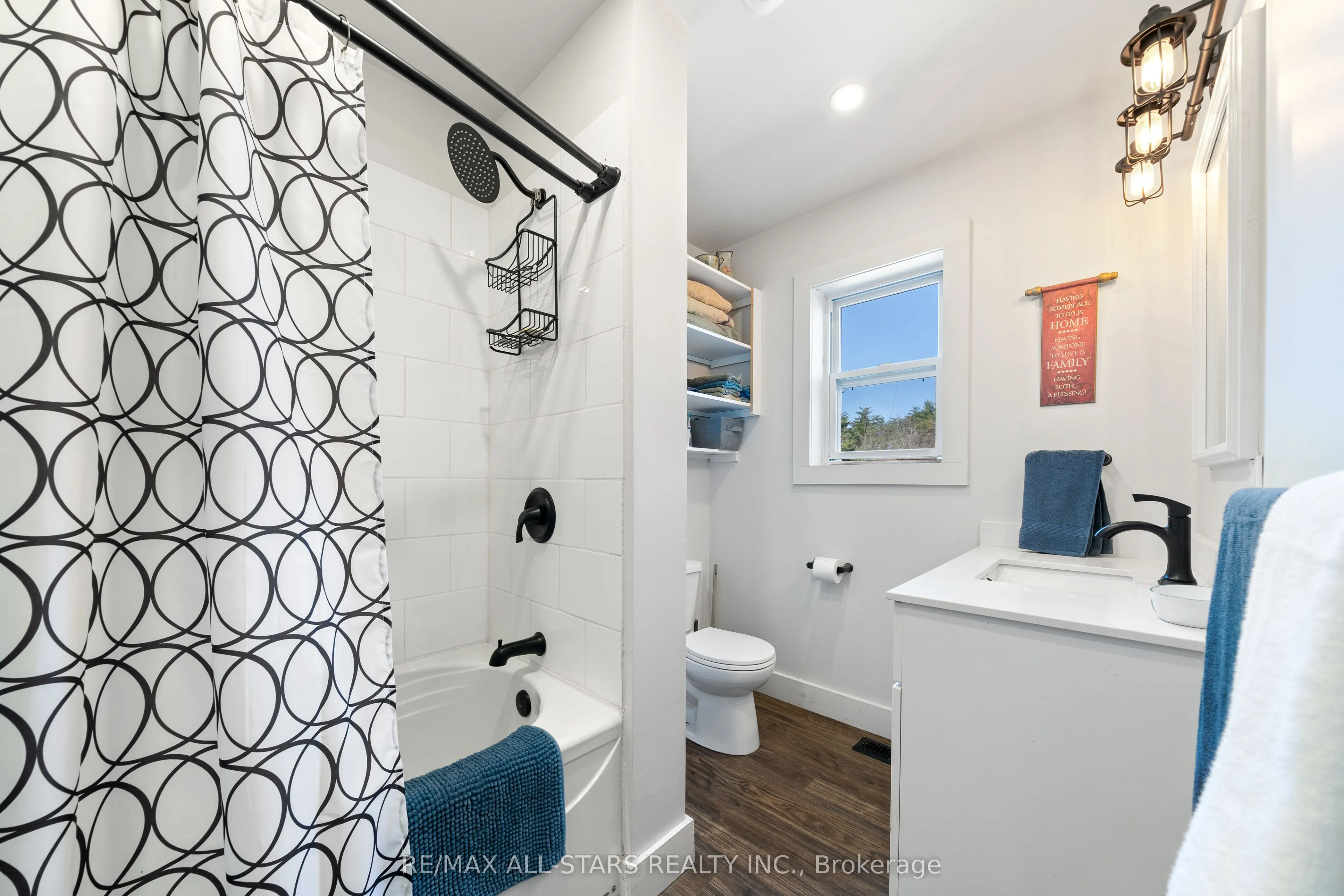 1295 Deep Bay Road