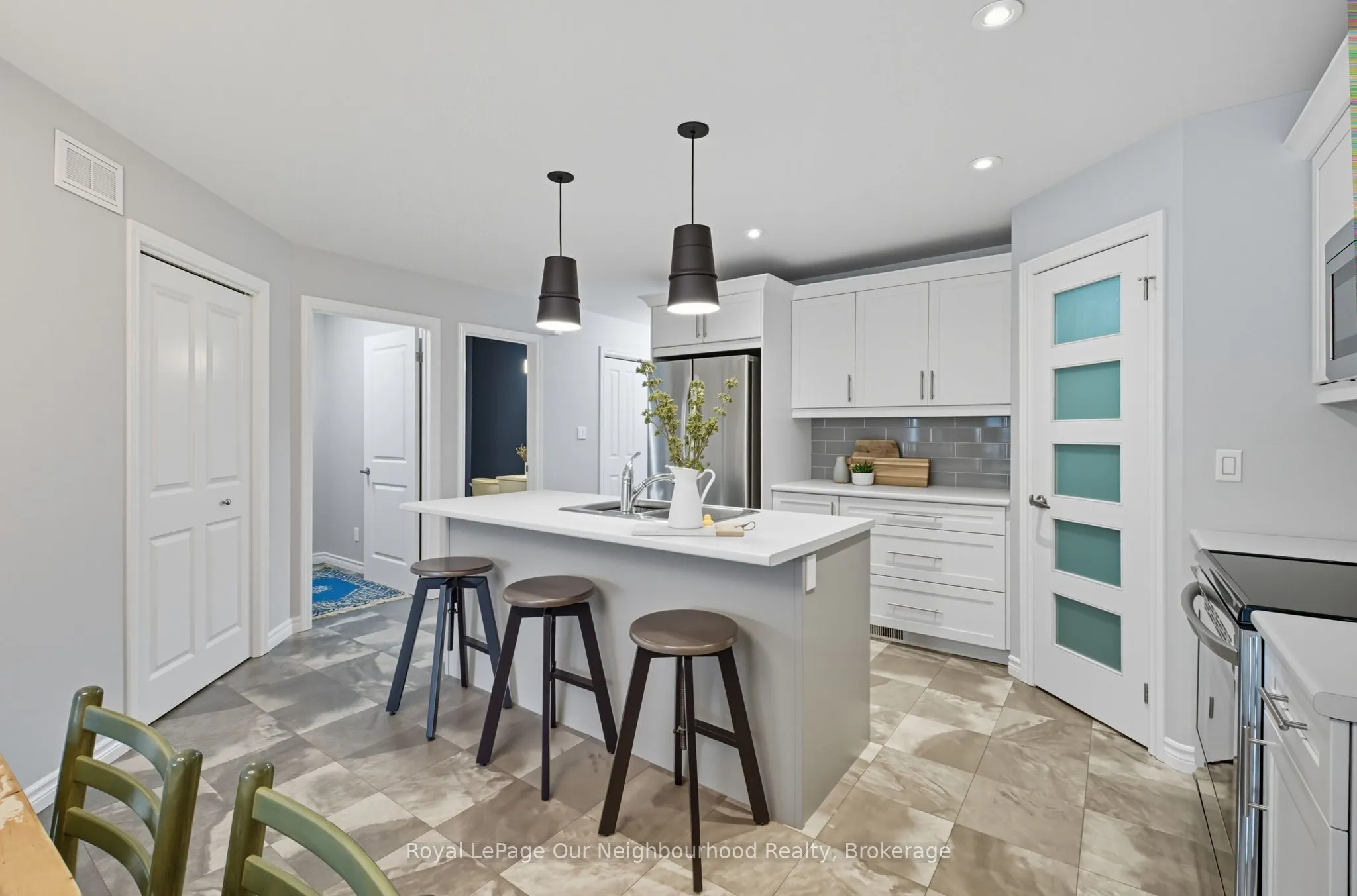 6 Mavis Way