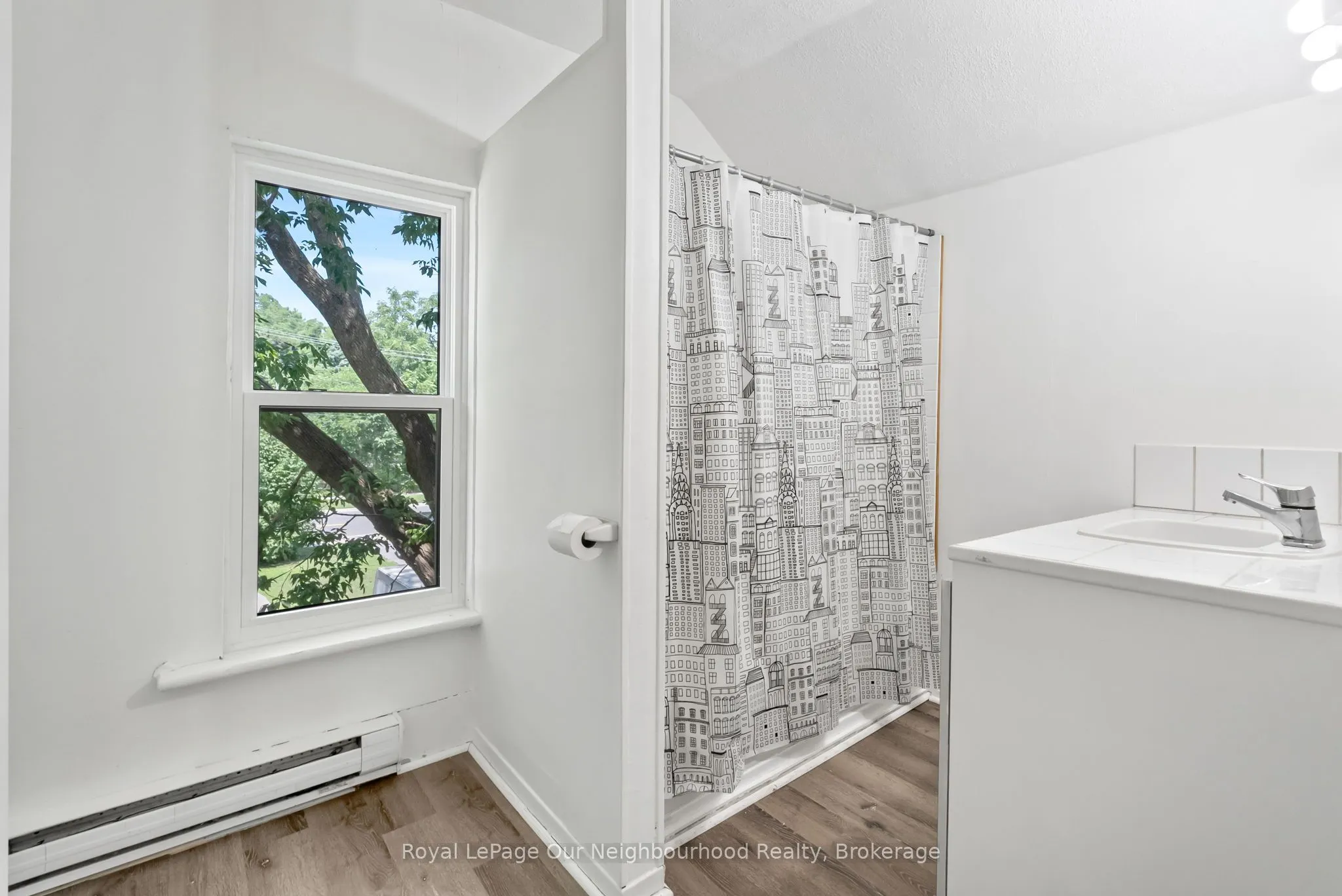 31 Canrobert Street N