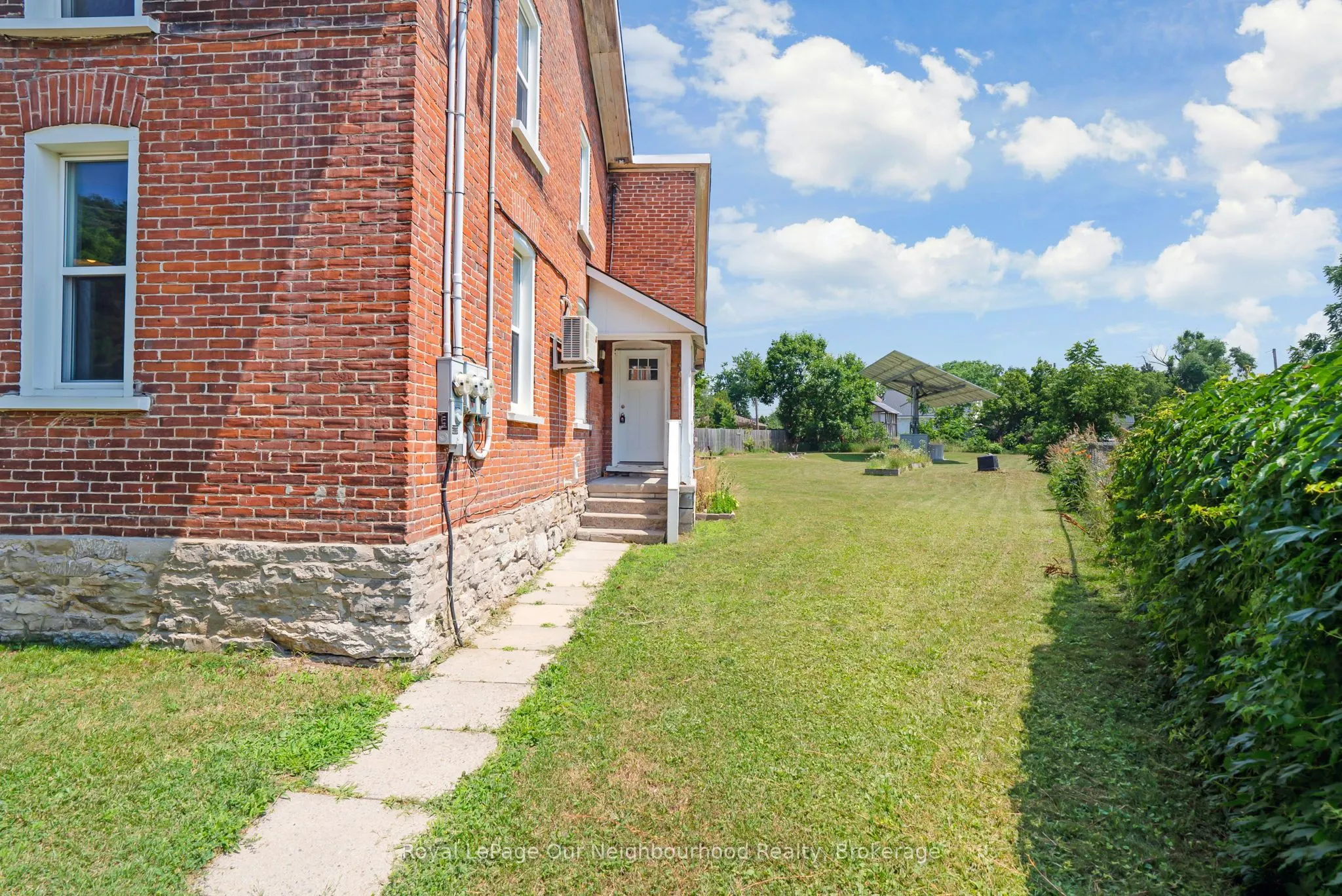 31 Canrobert Street N