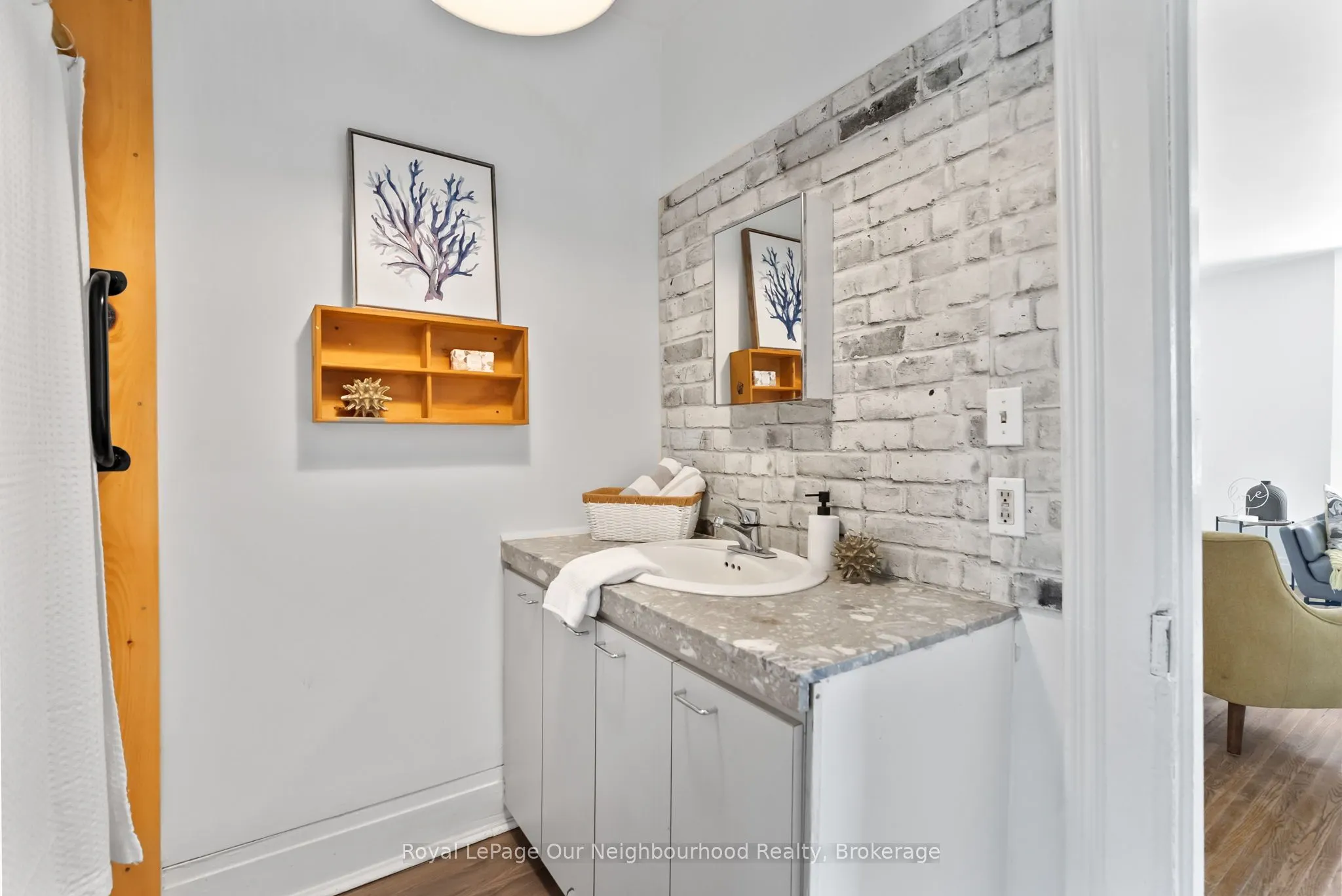 31 Canrobert Street N