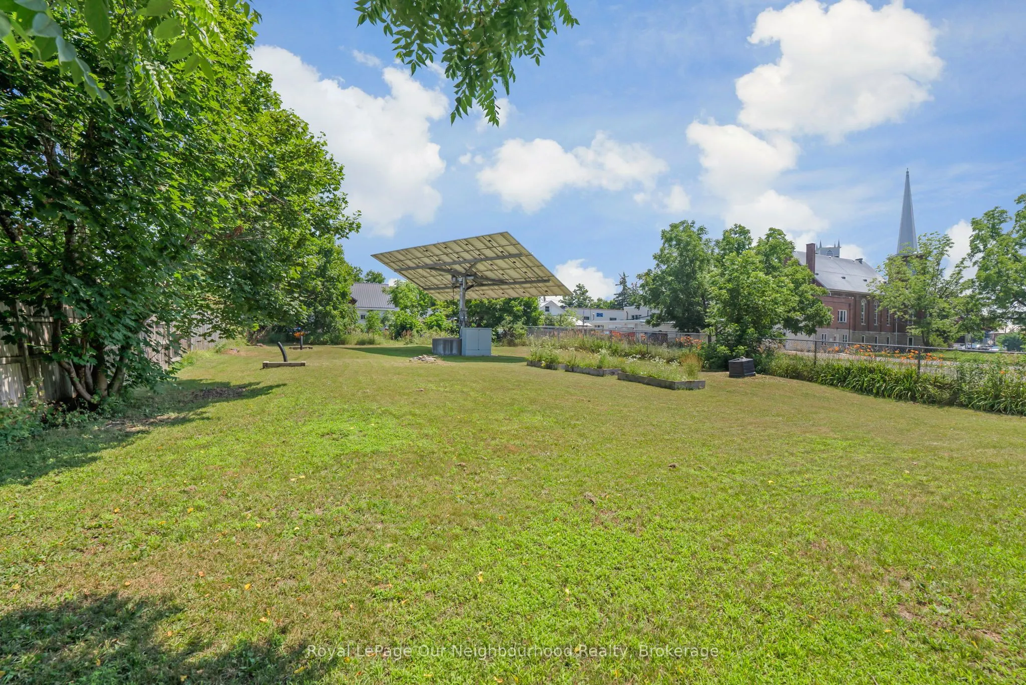 31 Canrobert Street N