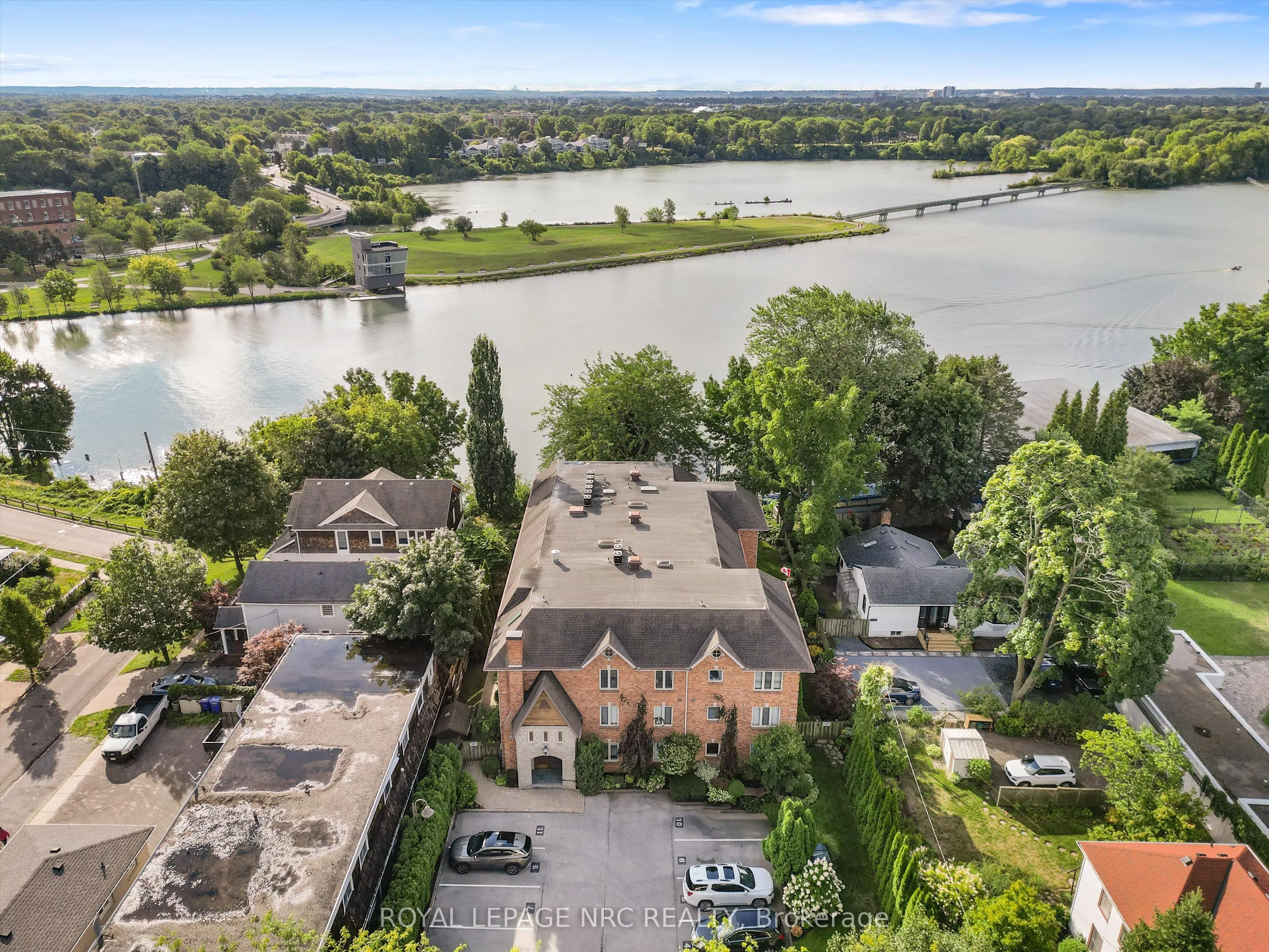 55 Main Street, #101