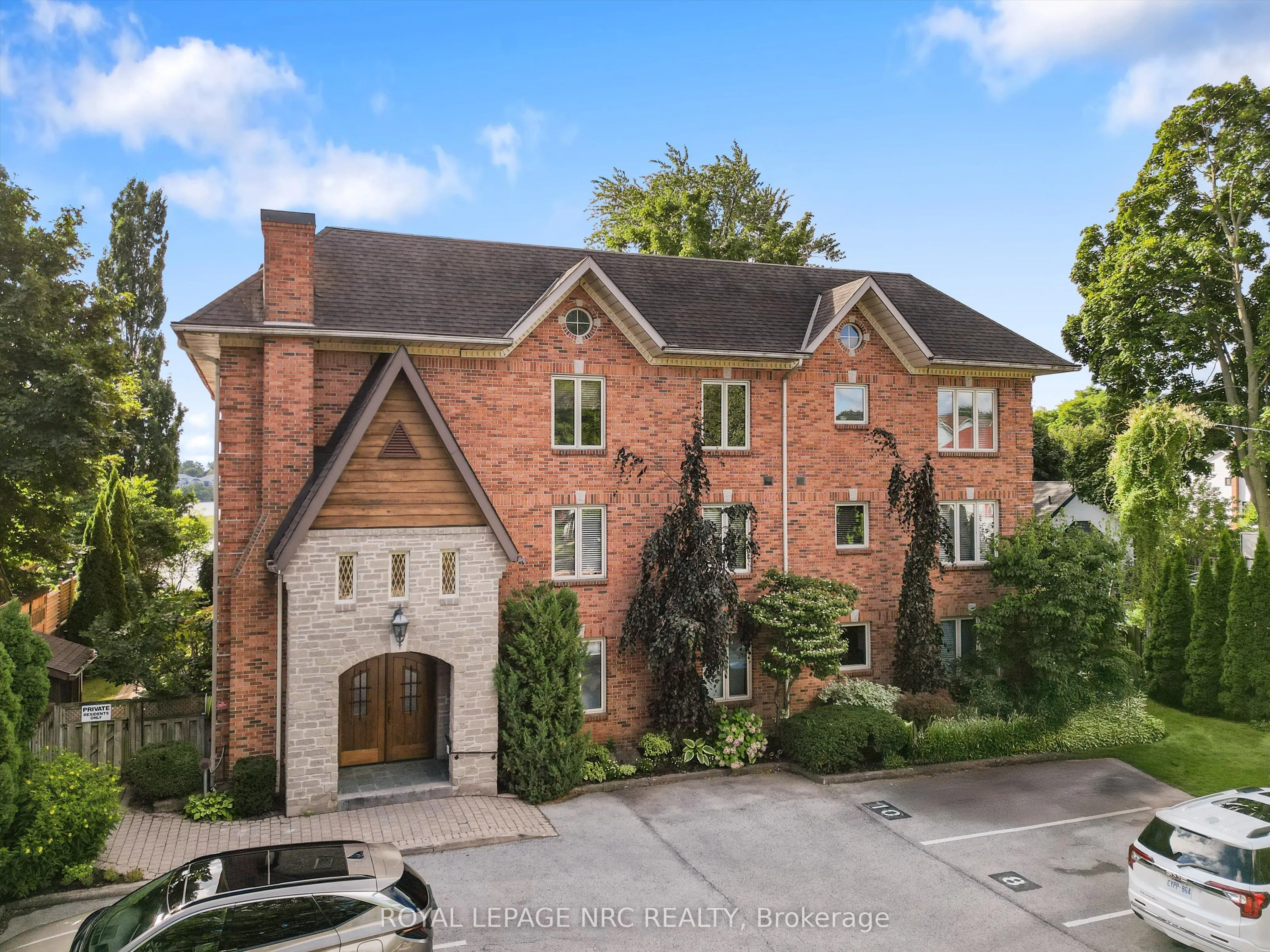 55 Main Street, #101