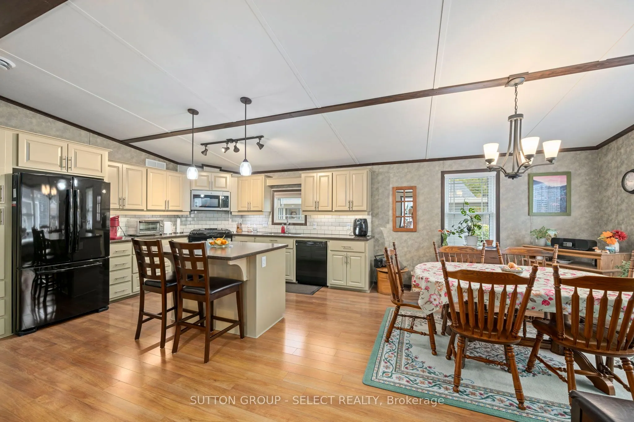22790 Amiens Road, #131