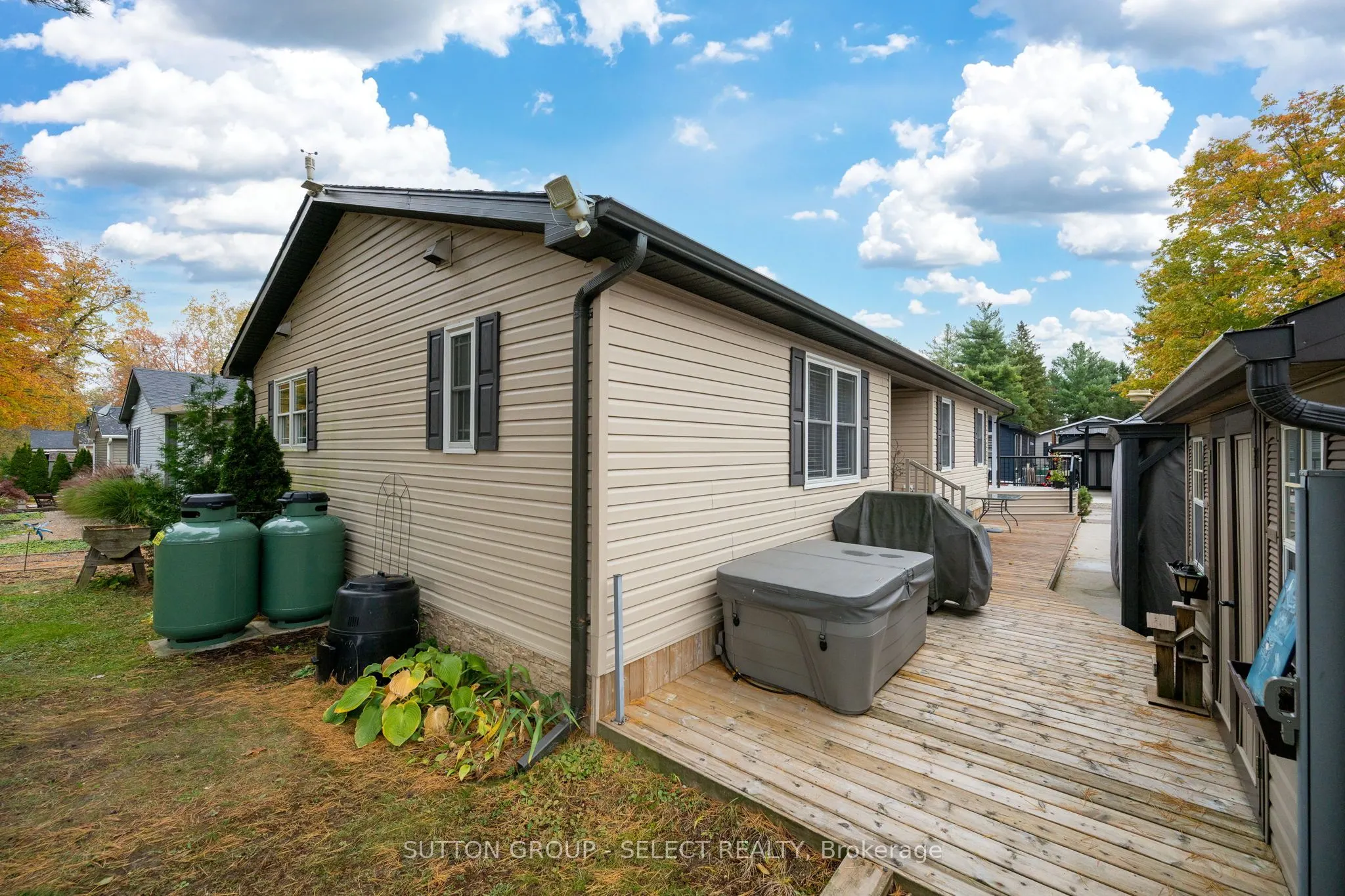 22790 Amiens Road, #131