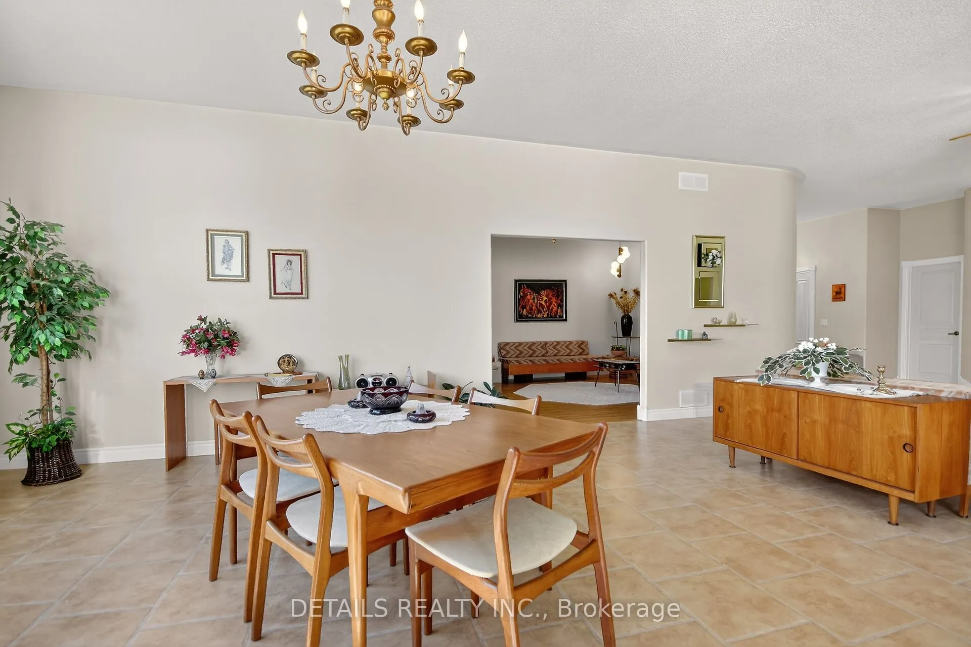 7 Eagle Chase Court
