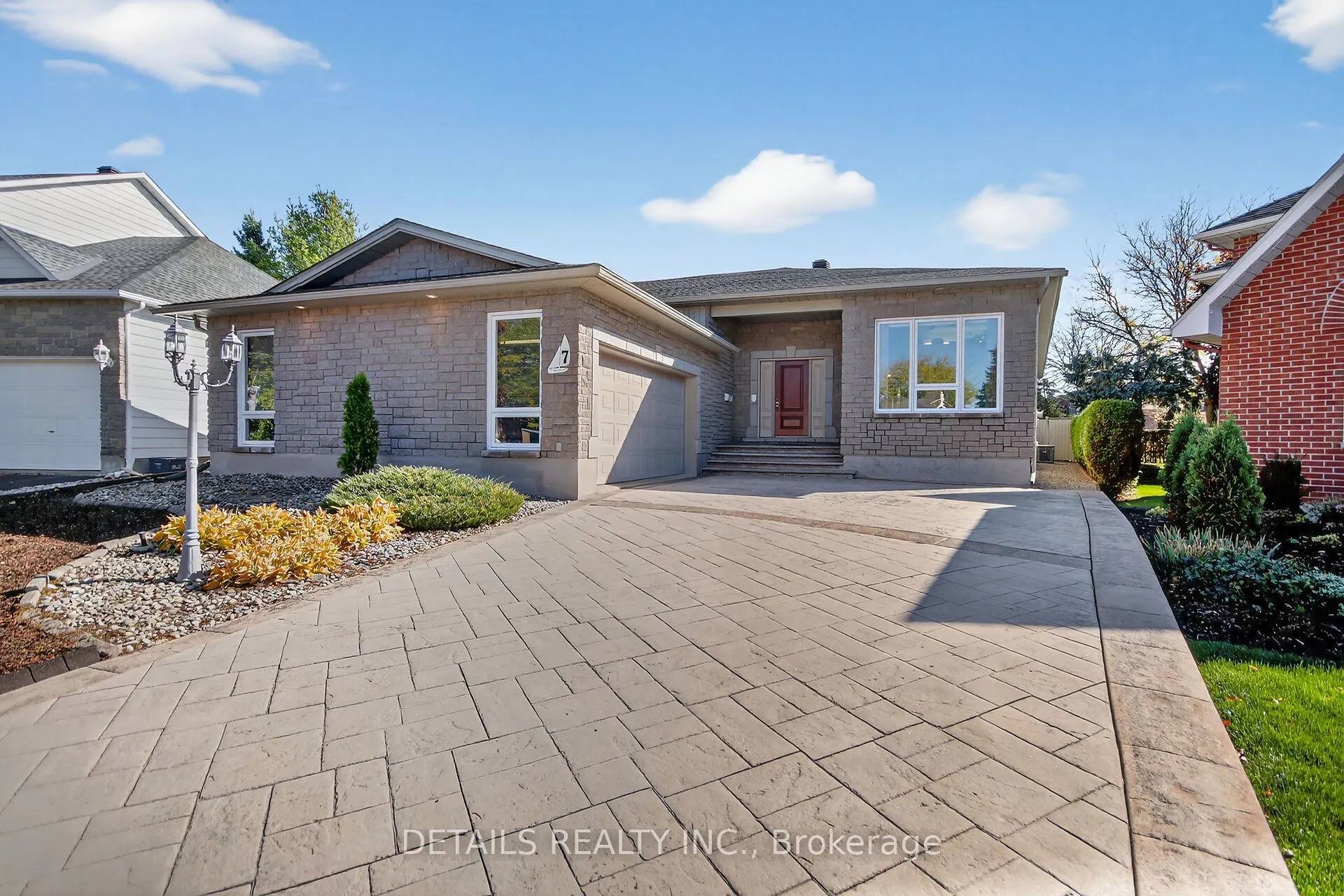 7 Eagle Chase Court