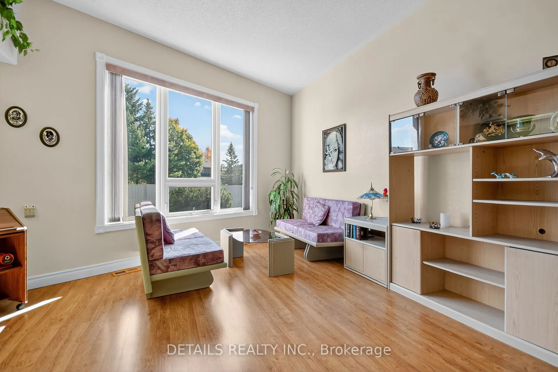7 Eagle Chase Court