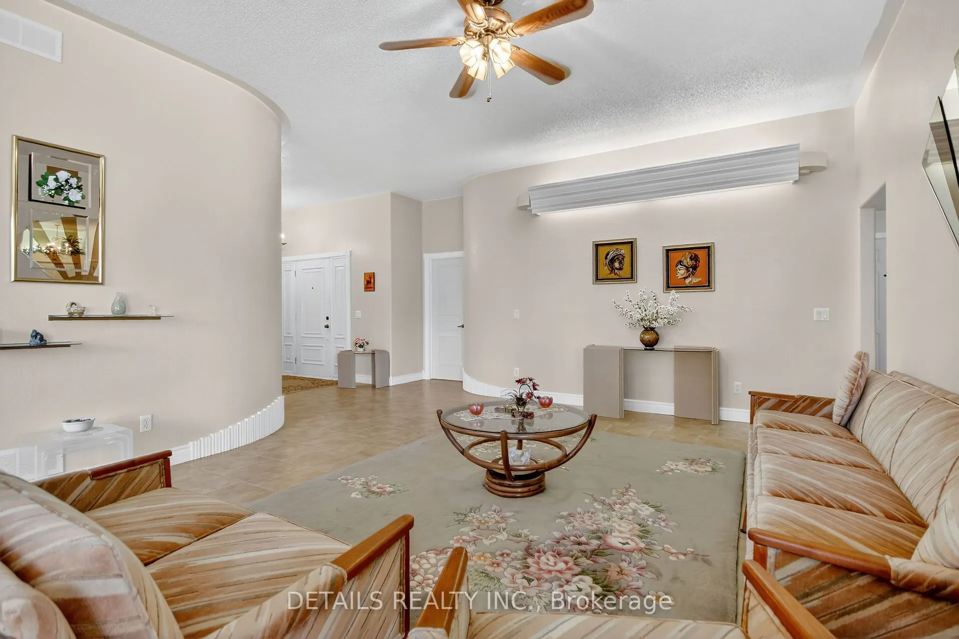 7 Eagle Chase Court