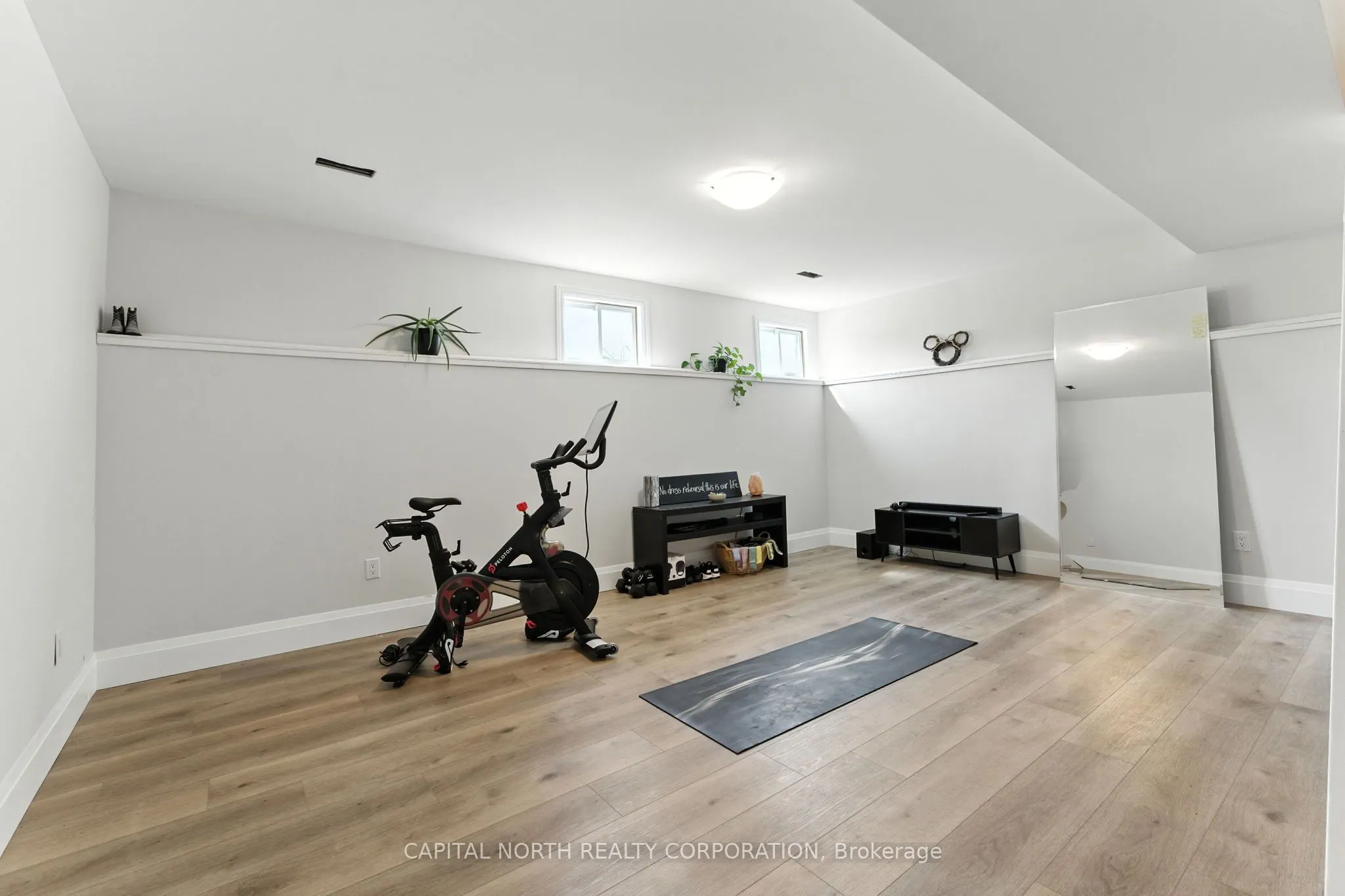 330 Concession 5 Road W