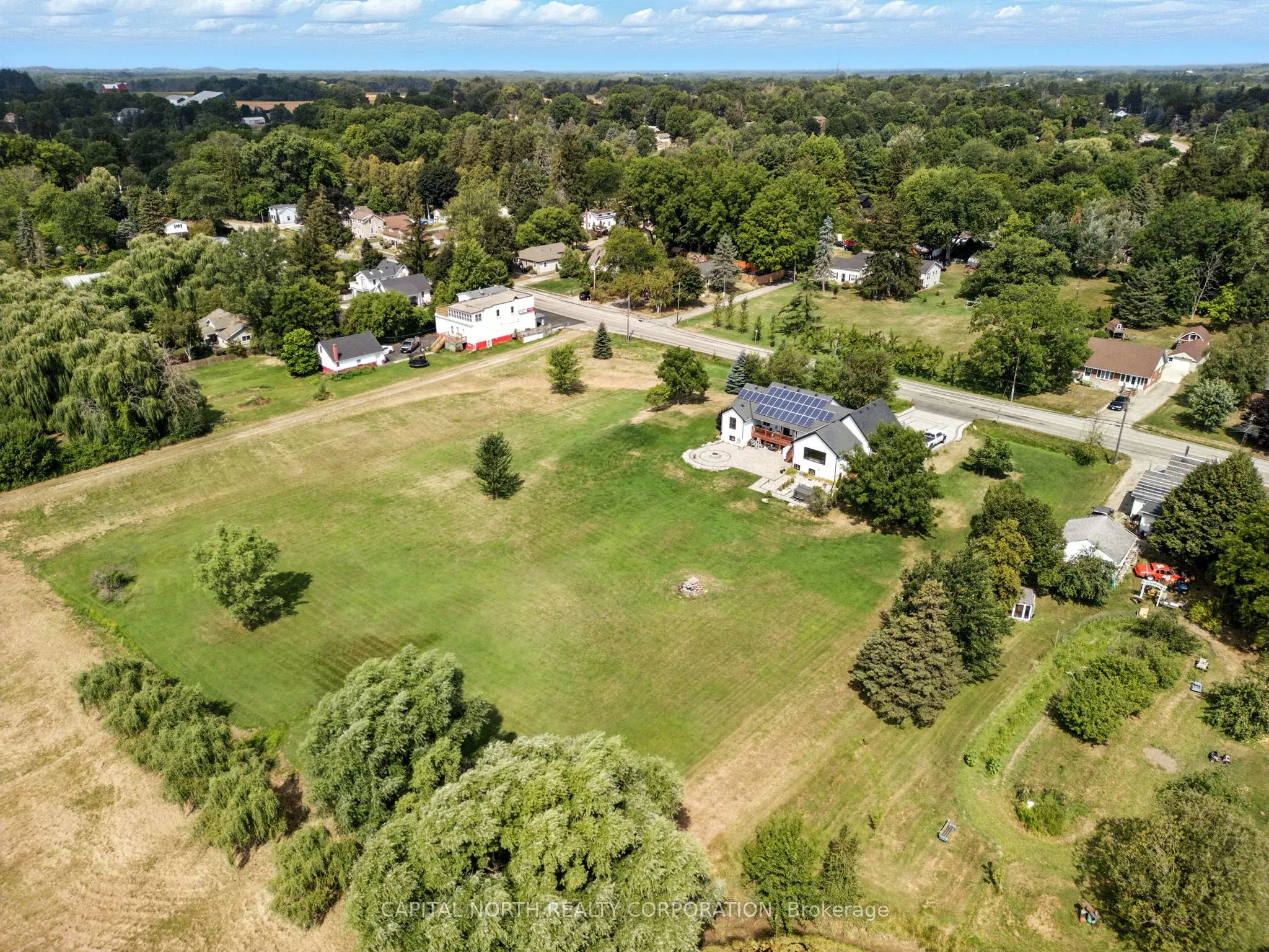 330 Concession 5 Road W