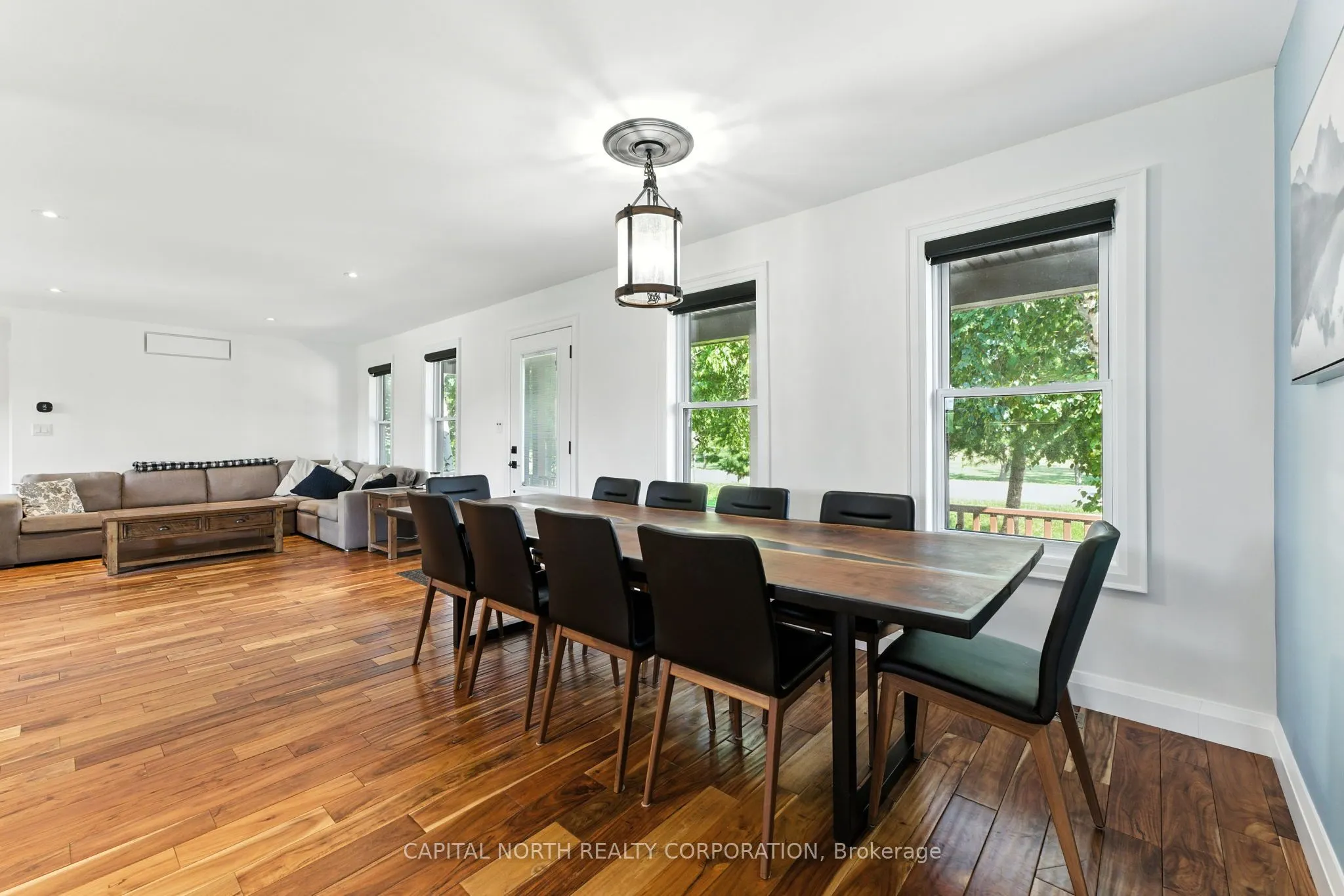 330 Concession 5 Road W