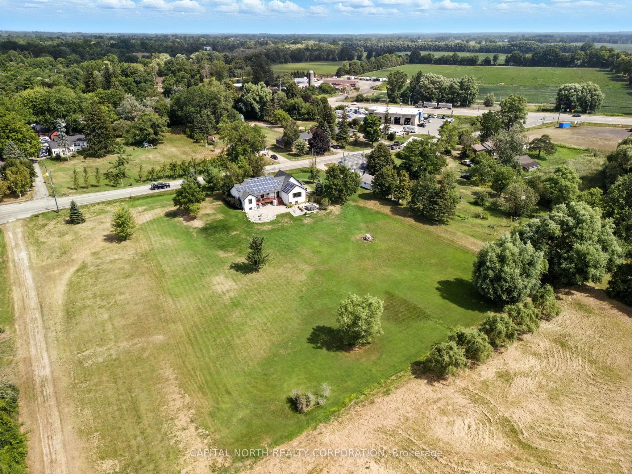 330 Concession 5 Road W