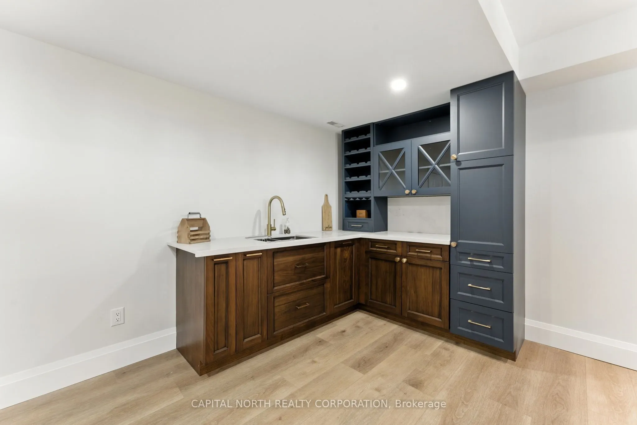 330 Concession 5 Road W