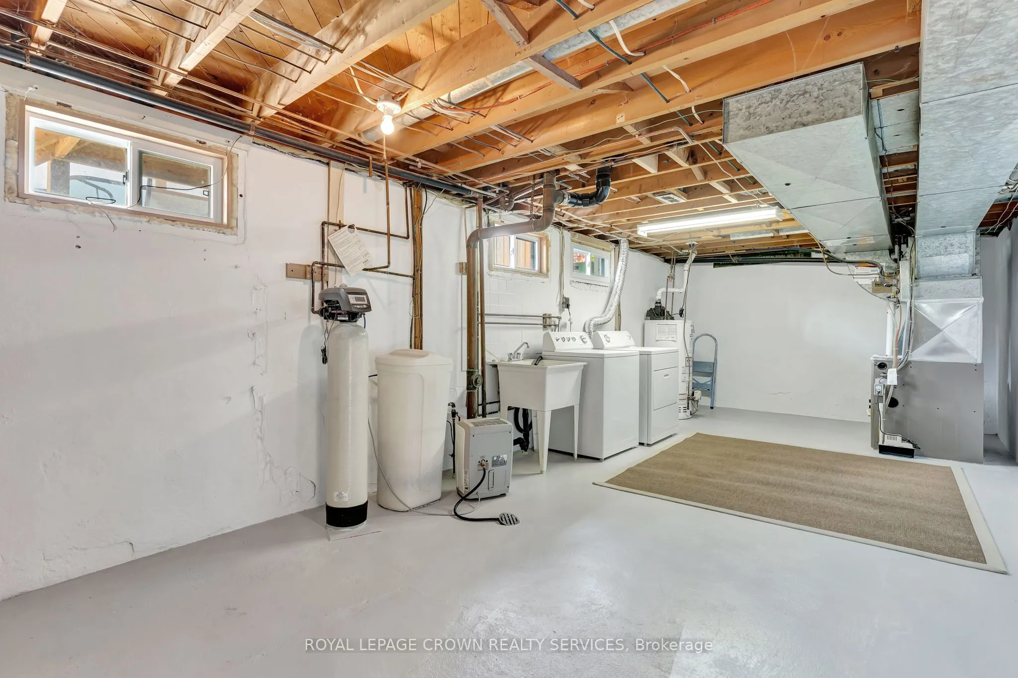 266 Franklin Street N