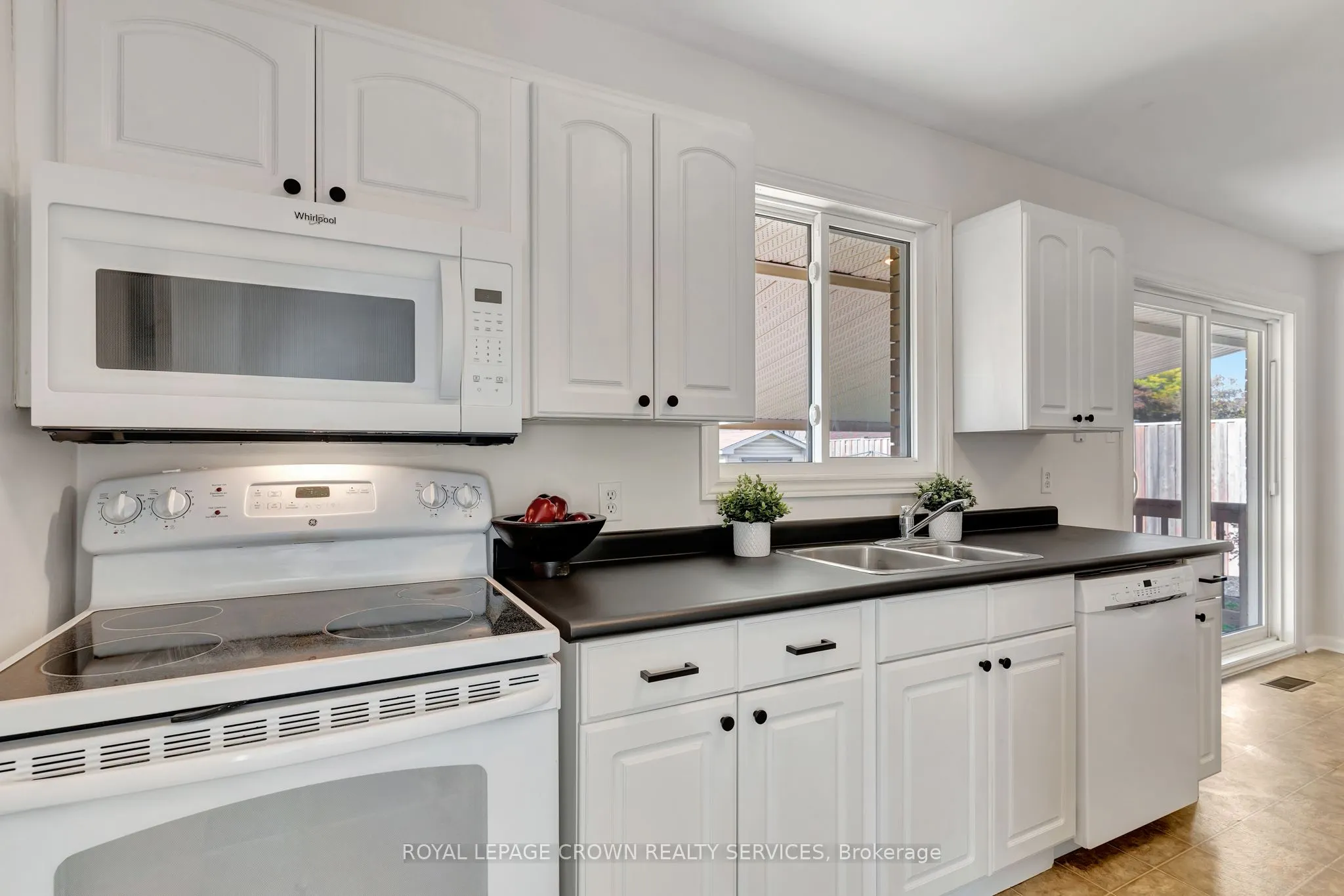 266 Franklin Street N