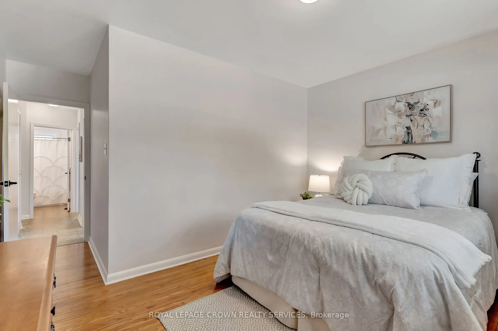 266 Franklin Street N