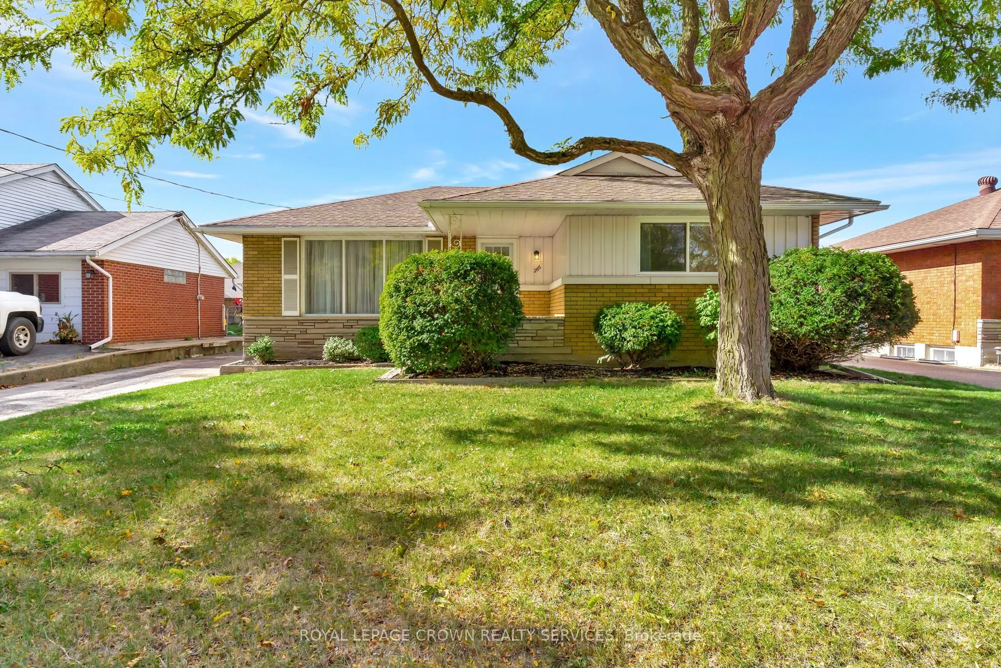 266 Franklin Street N