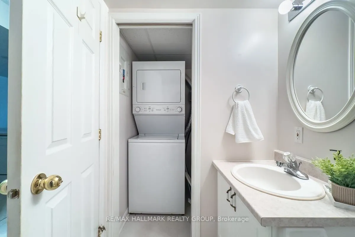 320 Centrum Boulevard, #206
