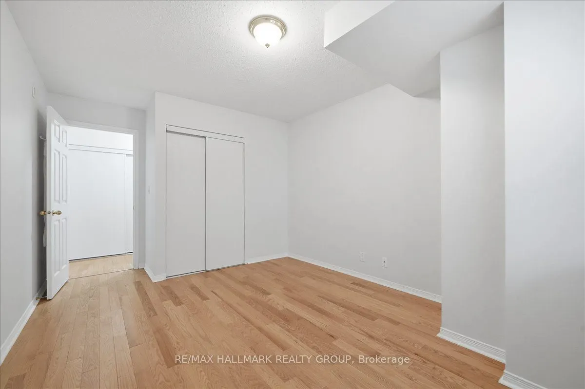 320 Centrum Boulevard, #206