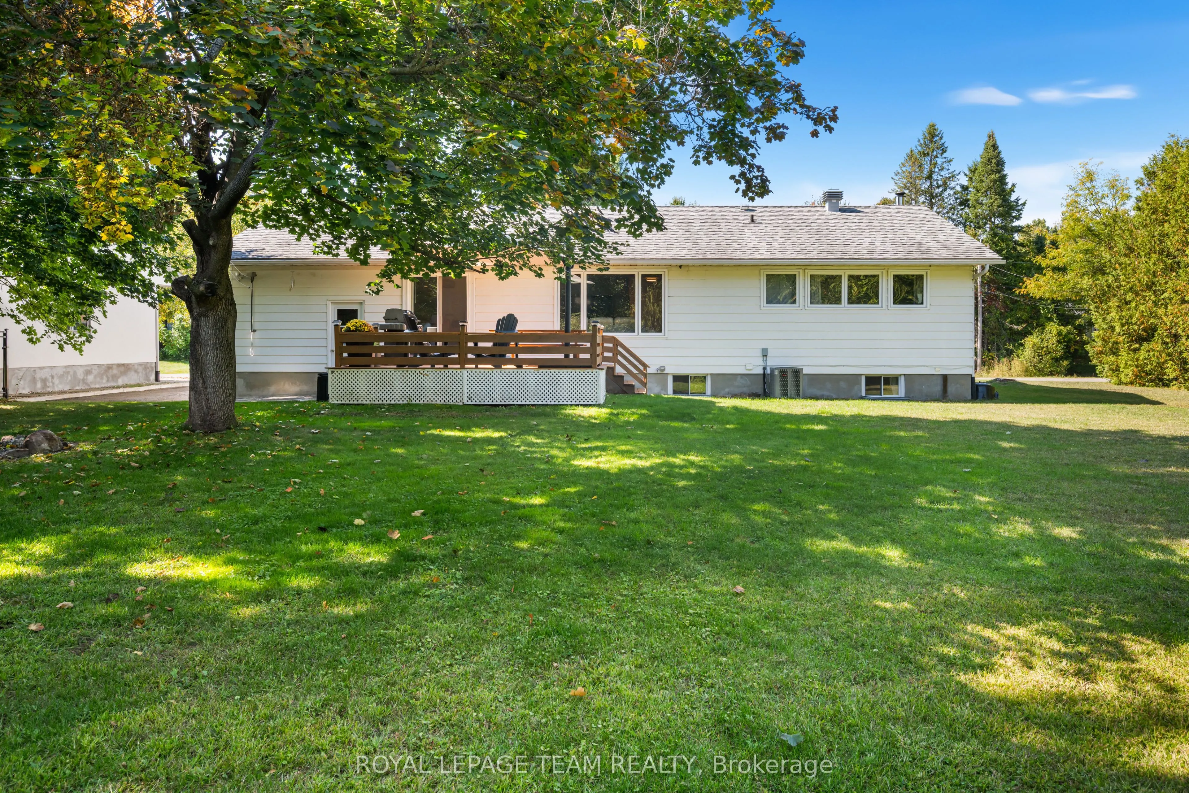 6521 Jack Pine Crescent