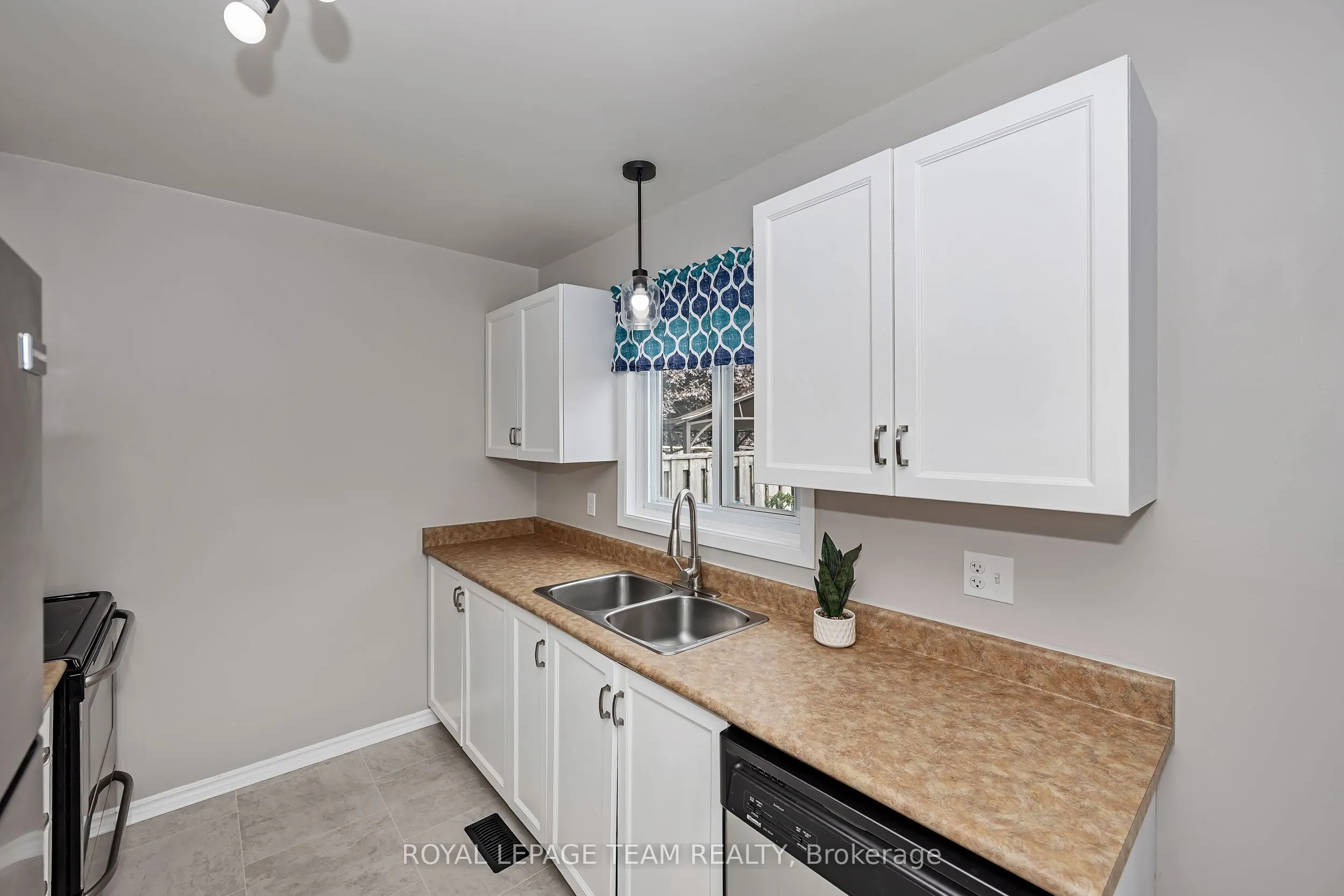 1960 Colorado Lane, #21