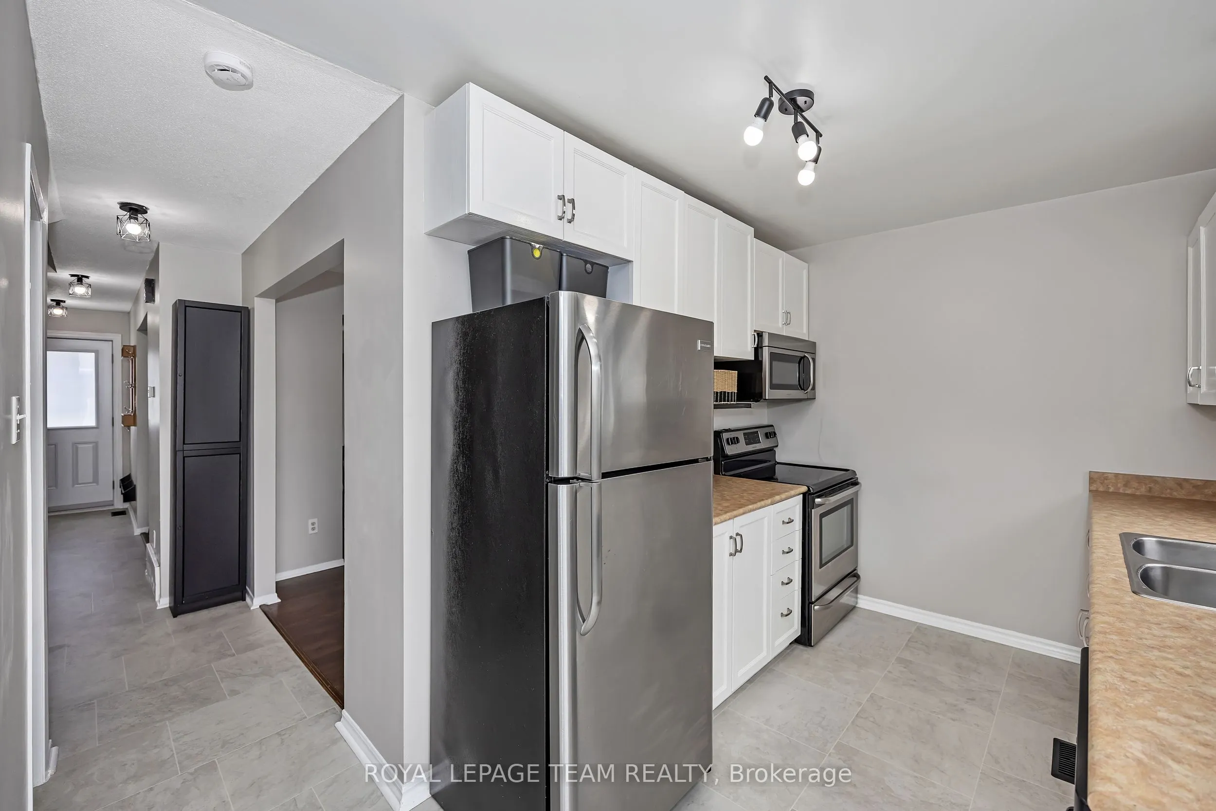 1960 Colorado Lane, #21