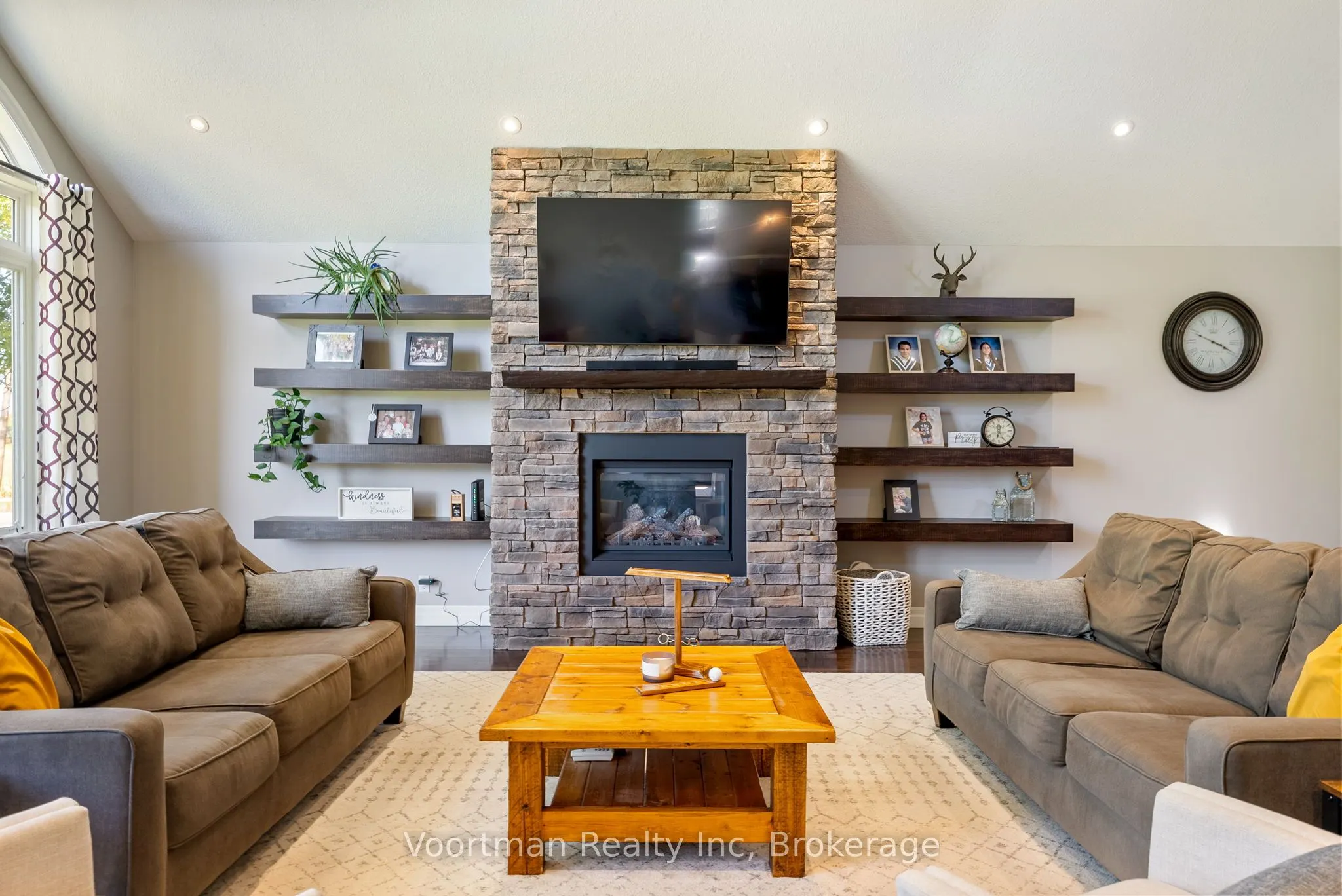 374 Sydenham Road