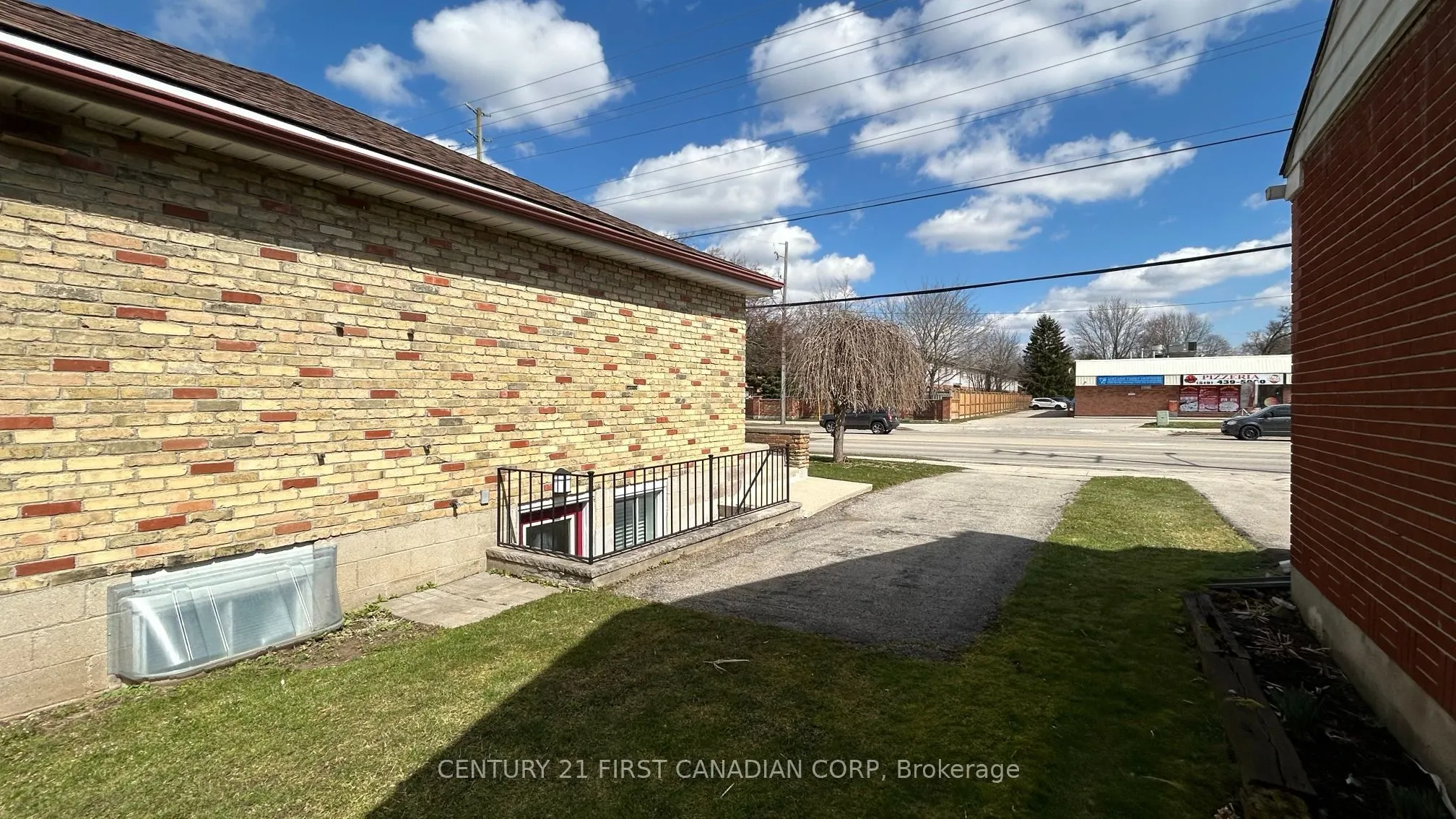 1473 Adelaide Street N, #Unit 3 - Lower