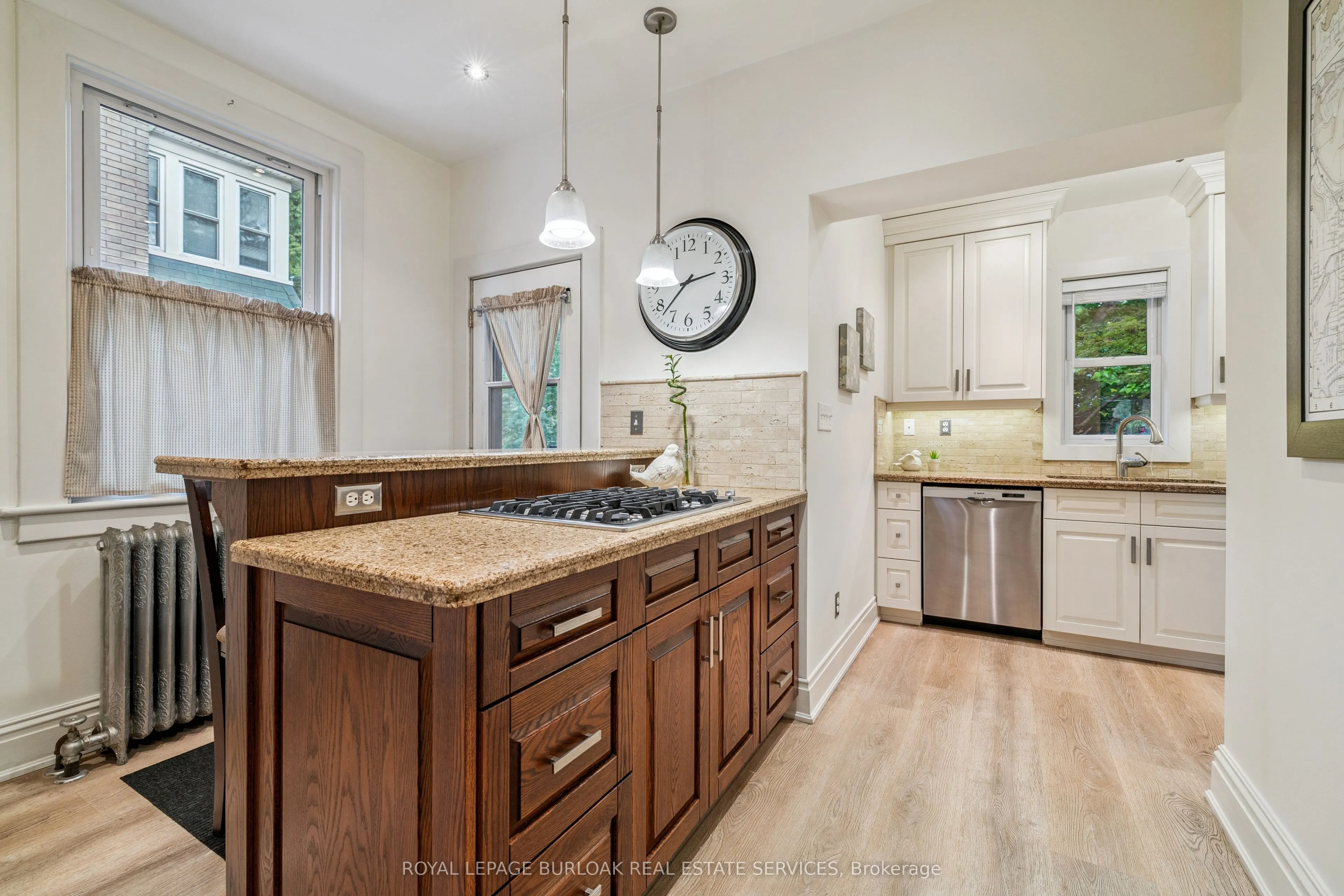 119 Prospect Street S