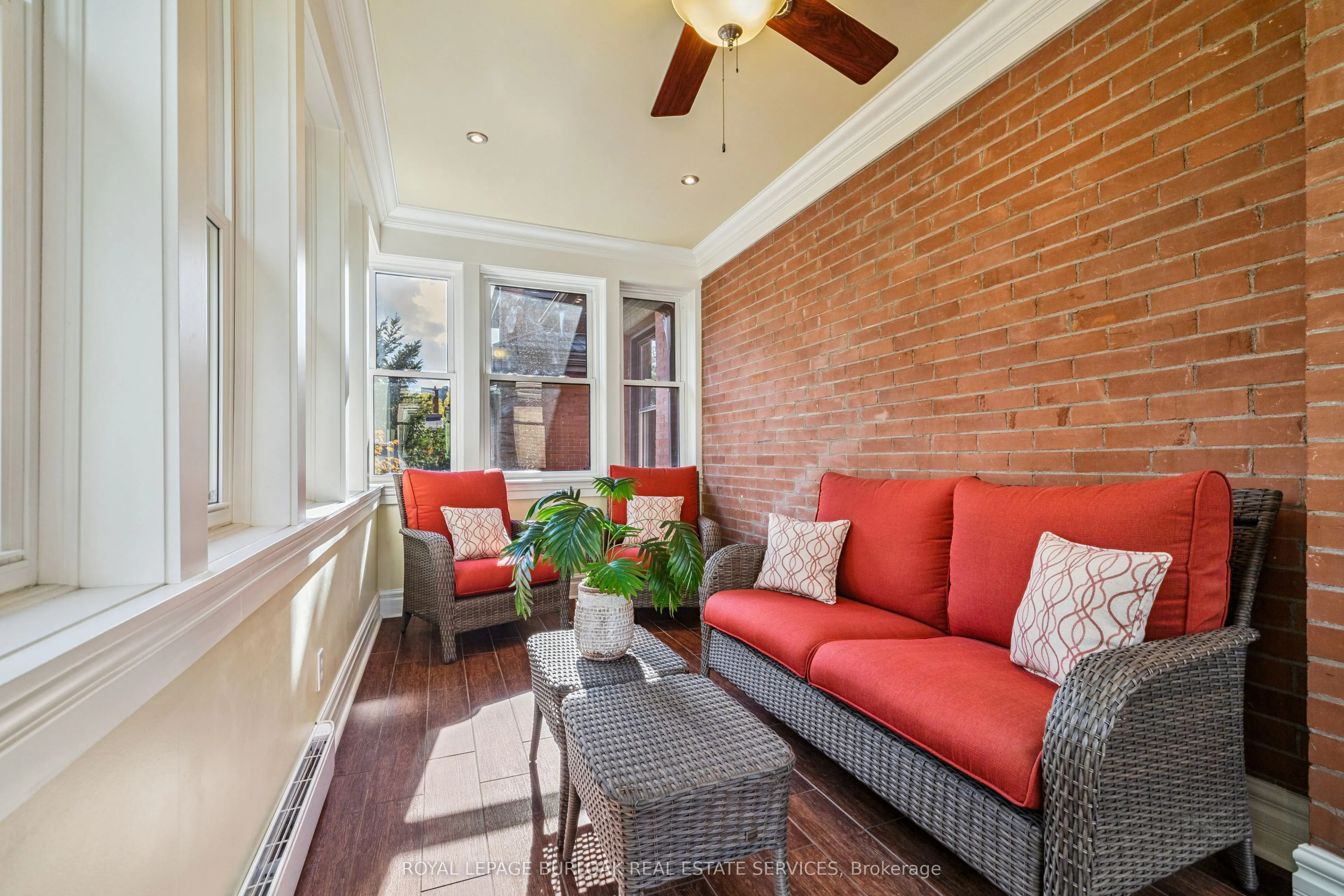 119 Prospect Street S