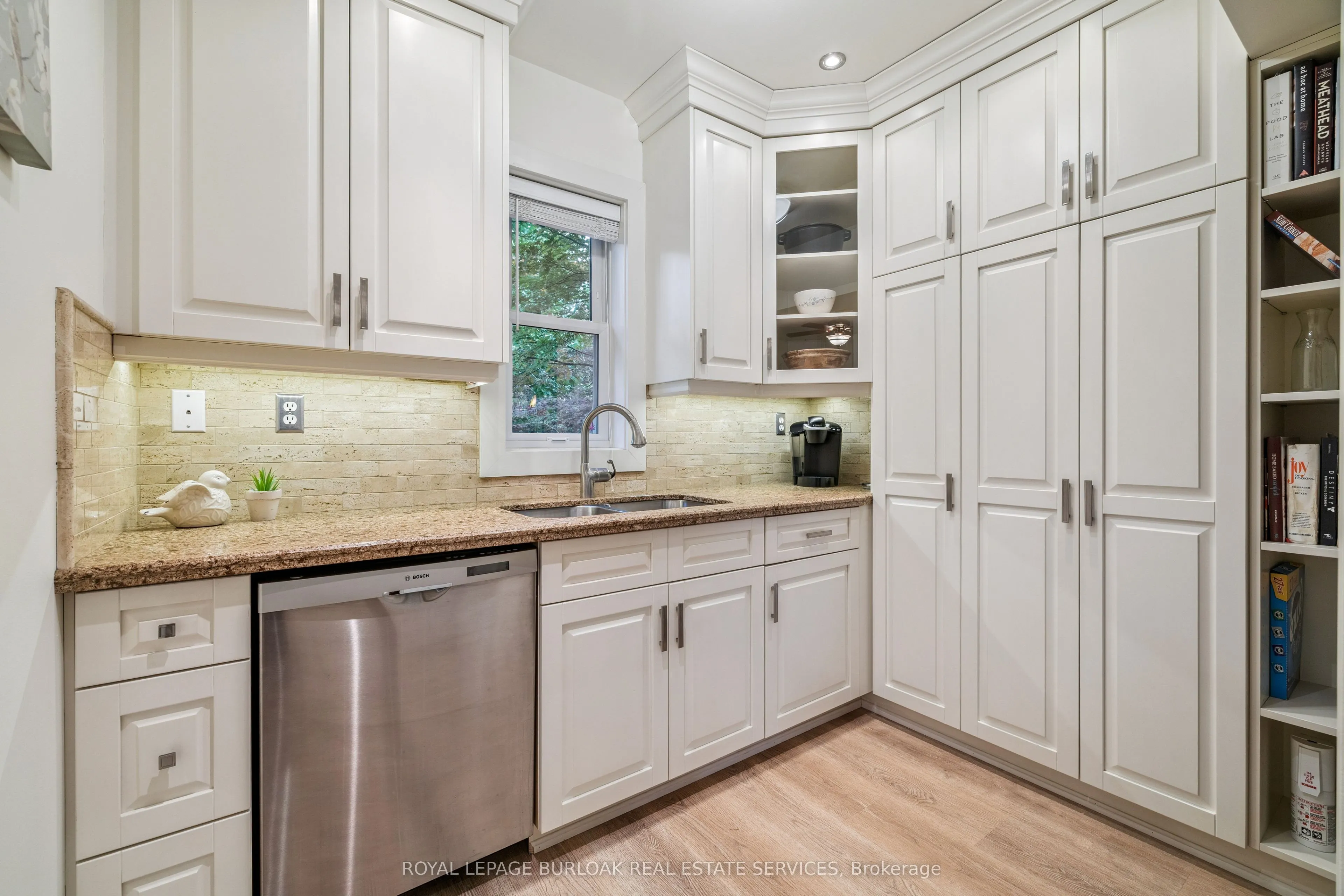 119 Prospect Street S