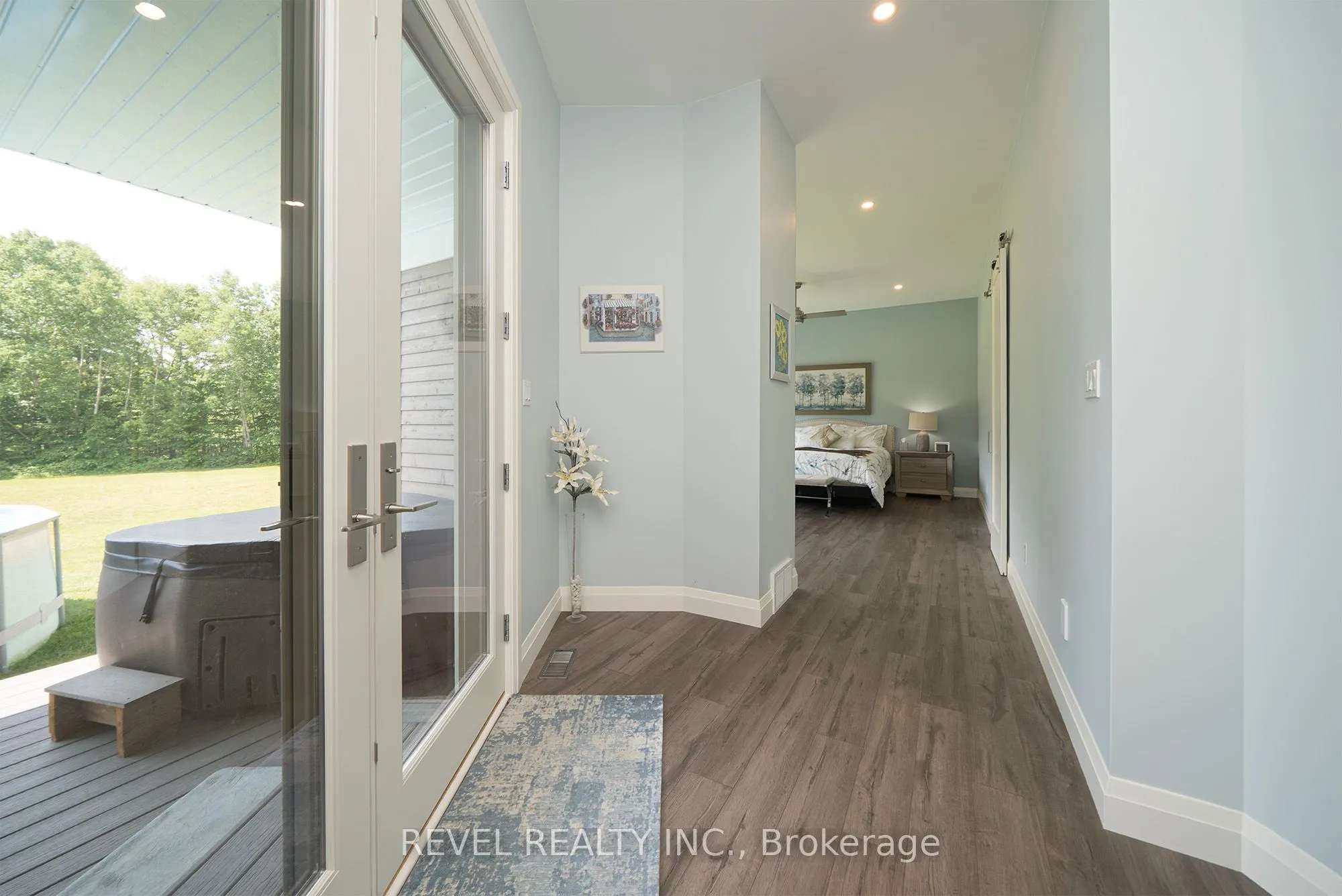 792 Charlotteville Rd 8