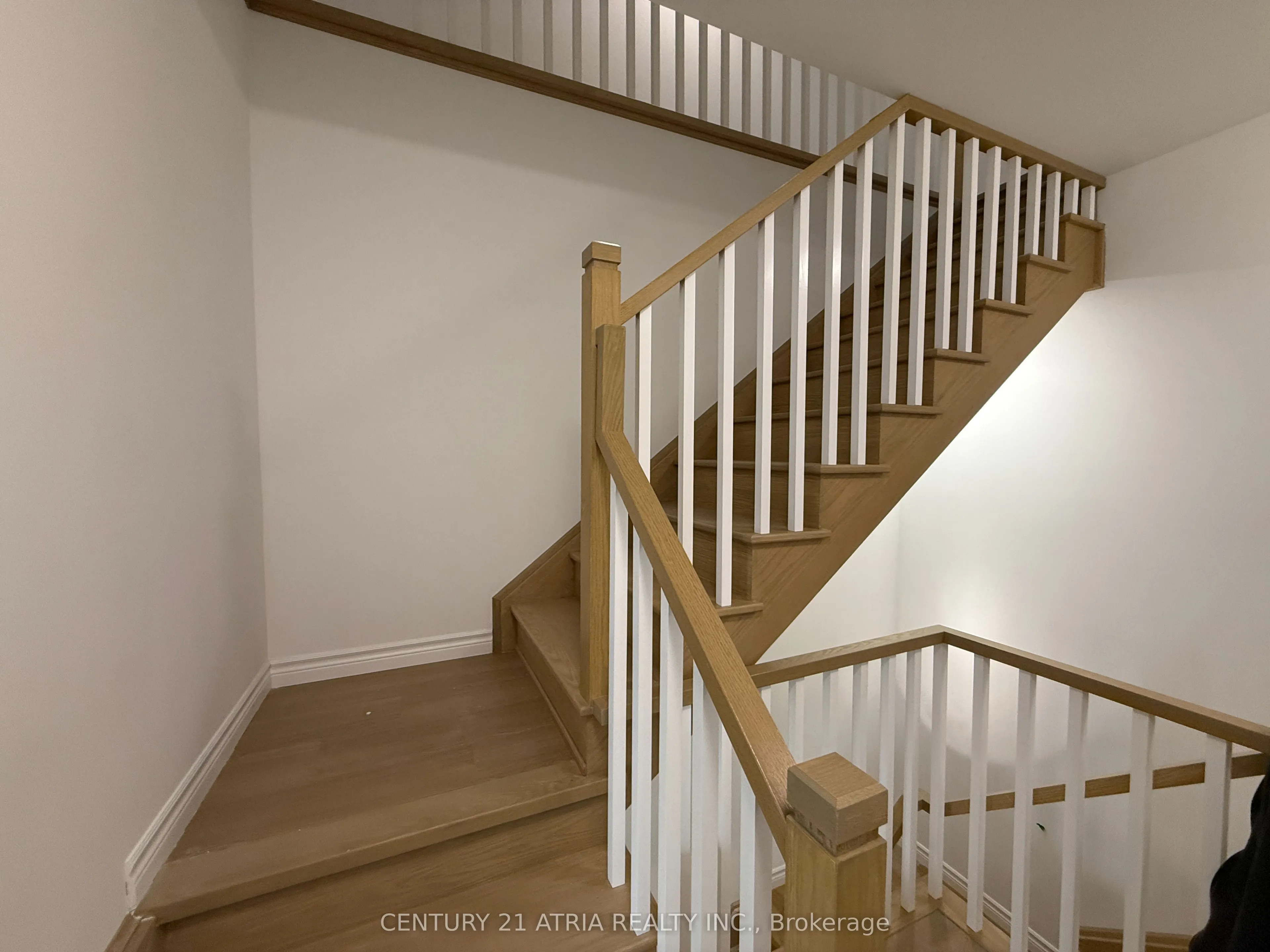 2 Slessor Boulevard, #11
