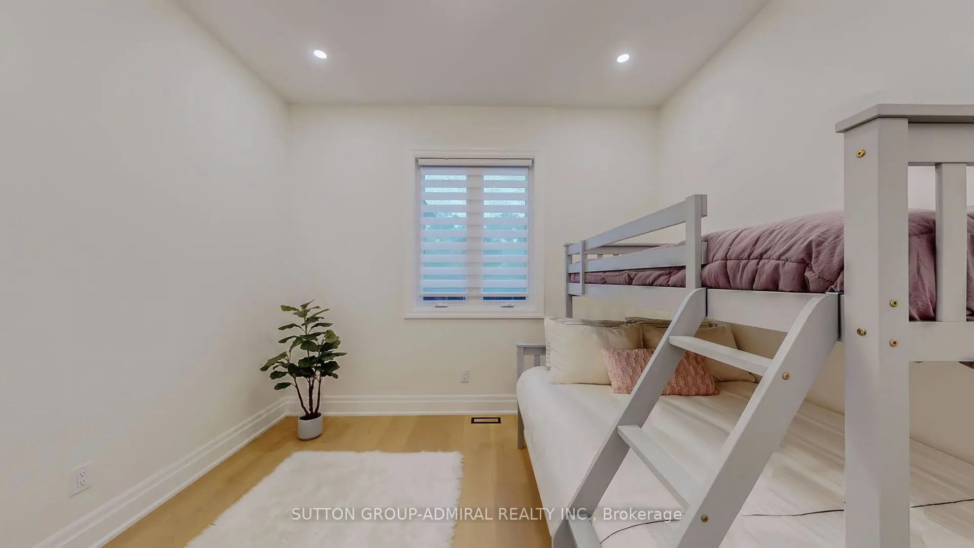 146 Hetram Court