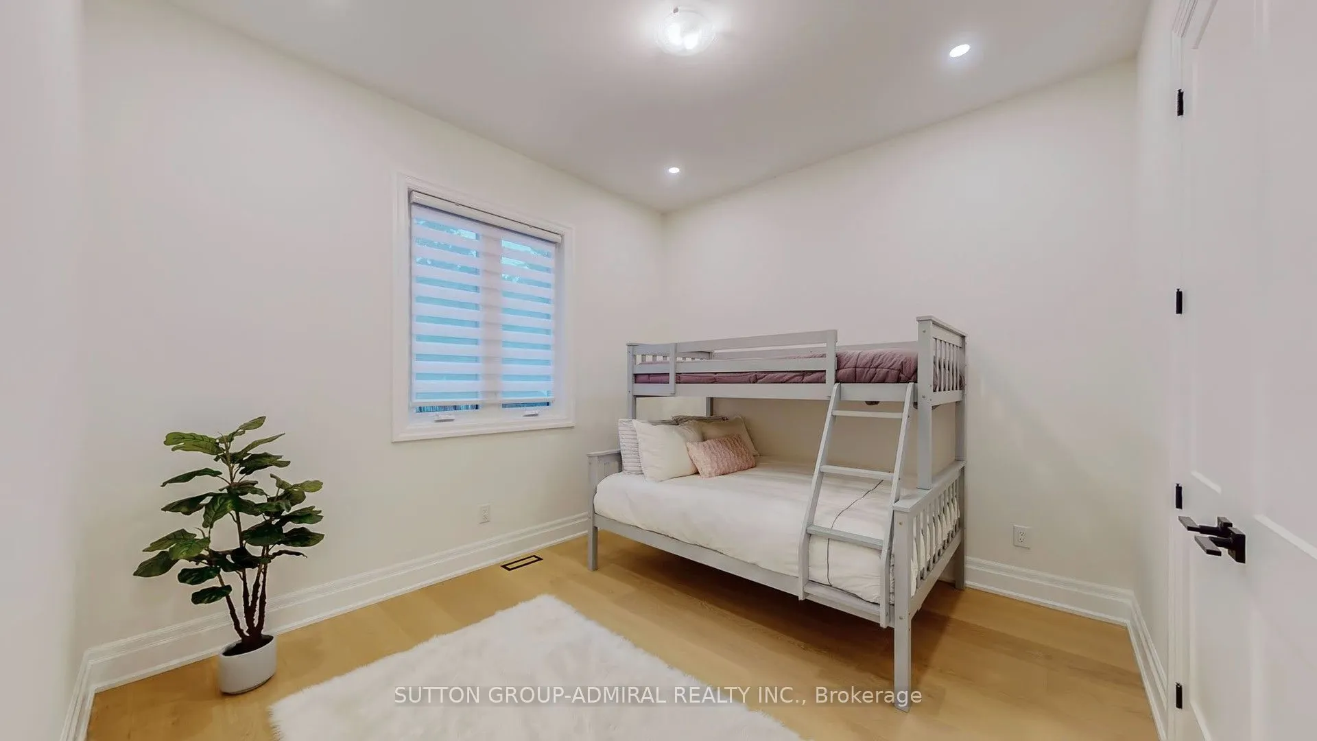 146 Hetram Court