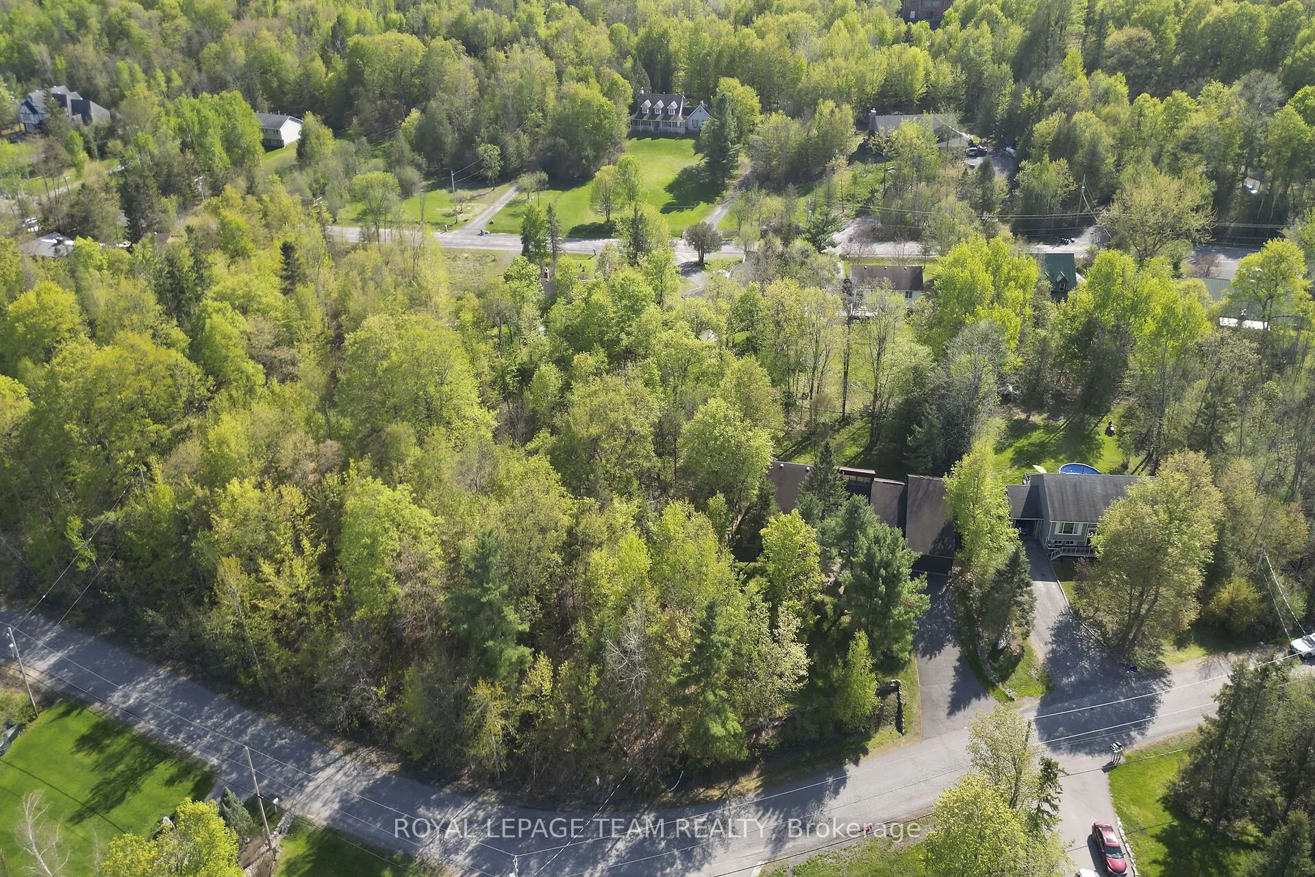 LT33/34 Barlow Crescent