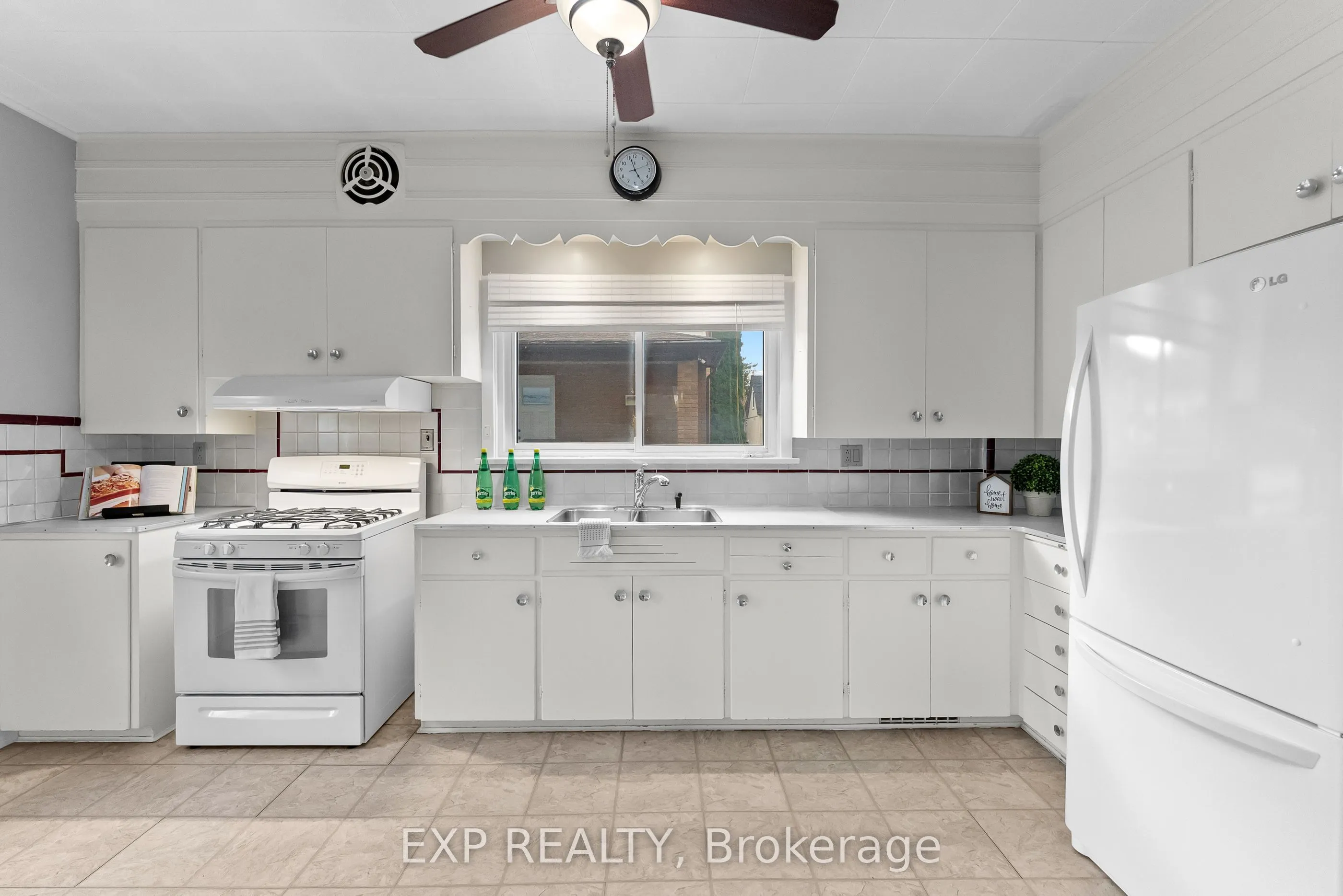 4364 Otter Street