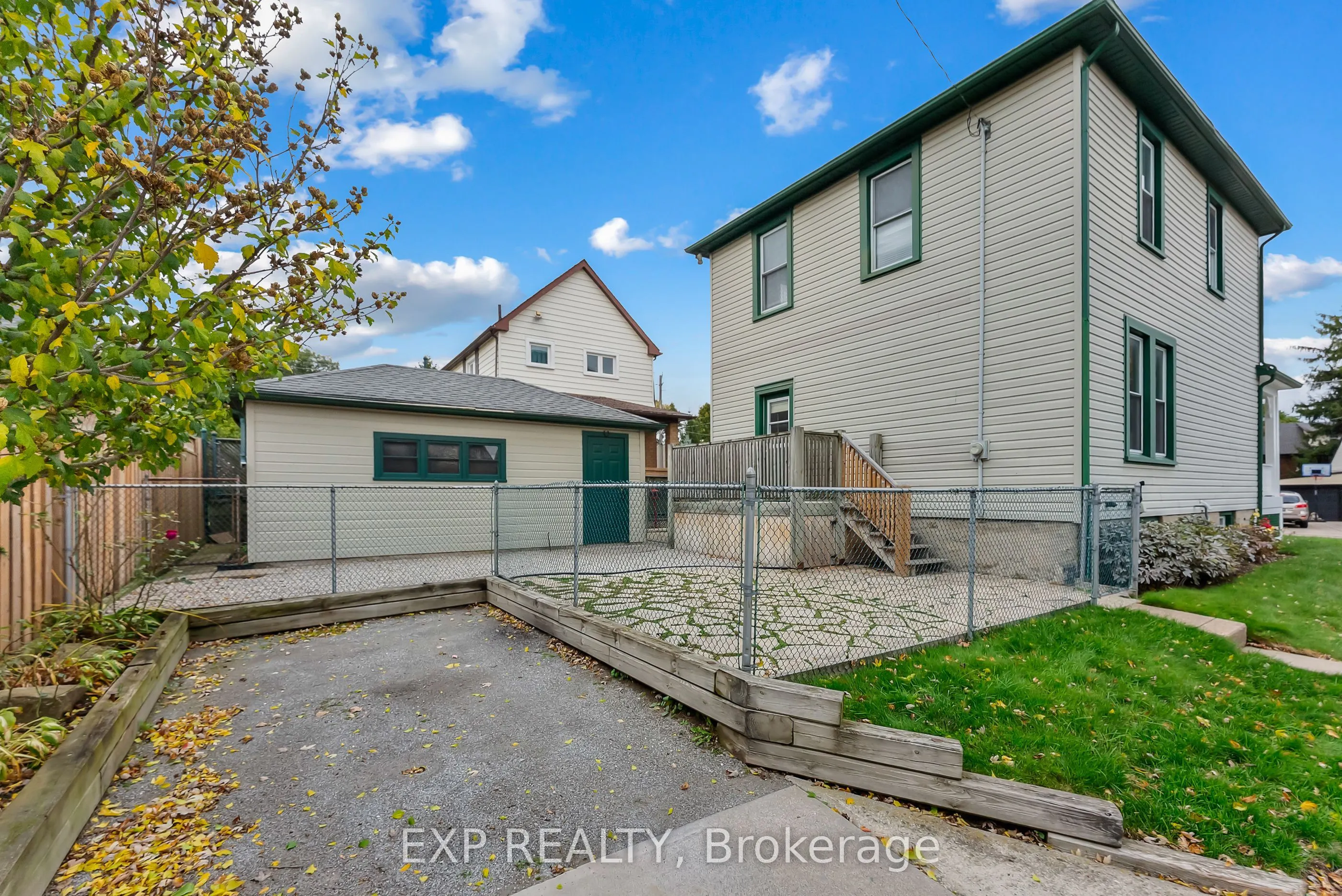 4364 Otter Street