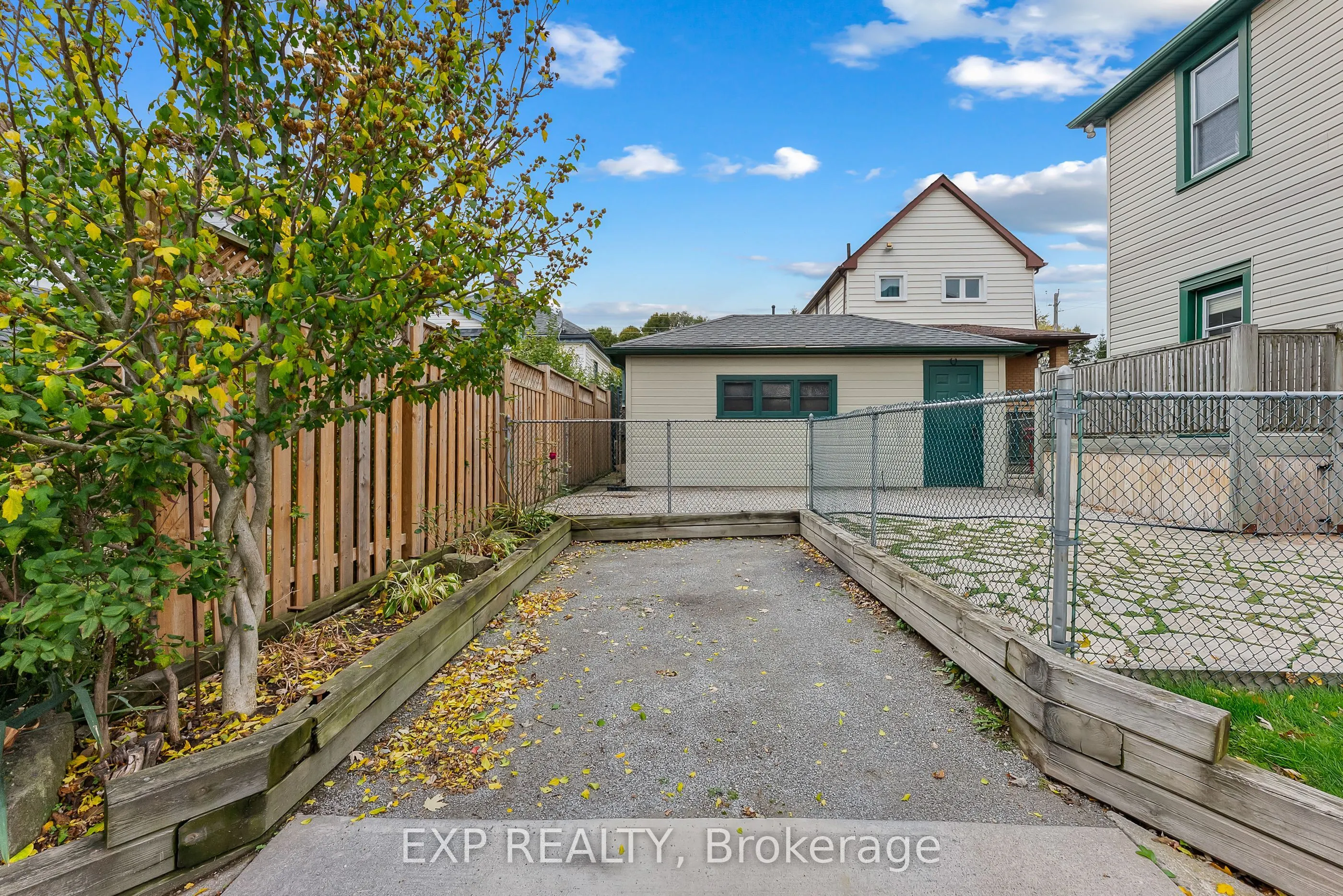 4364 Otter Street