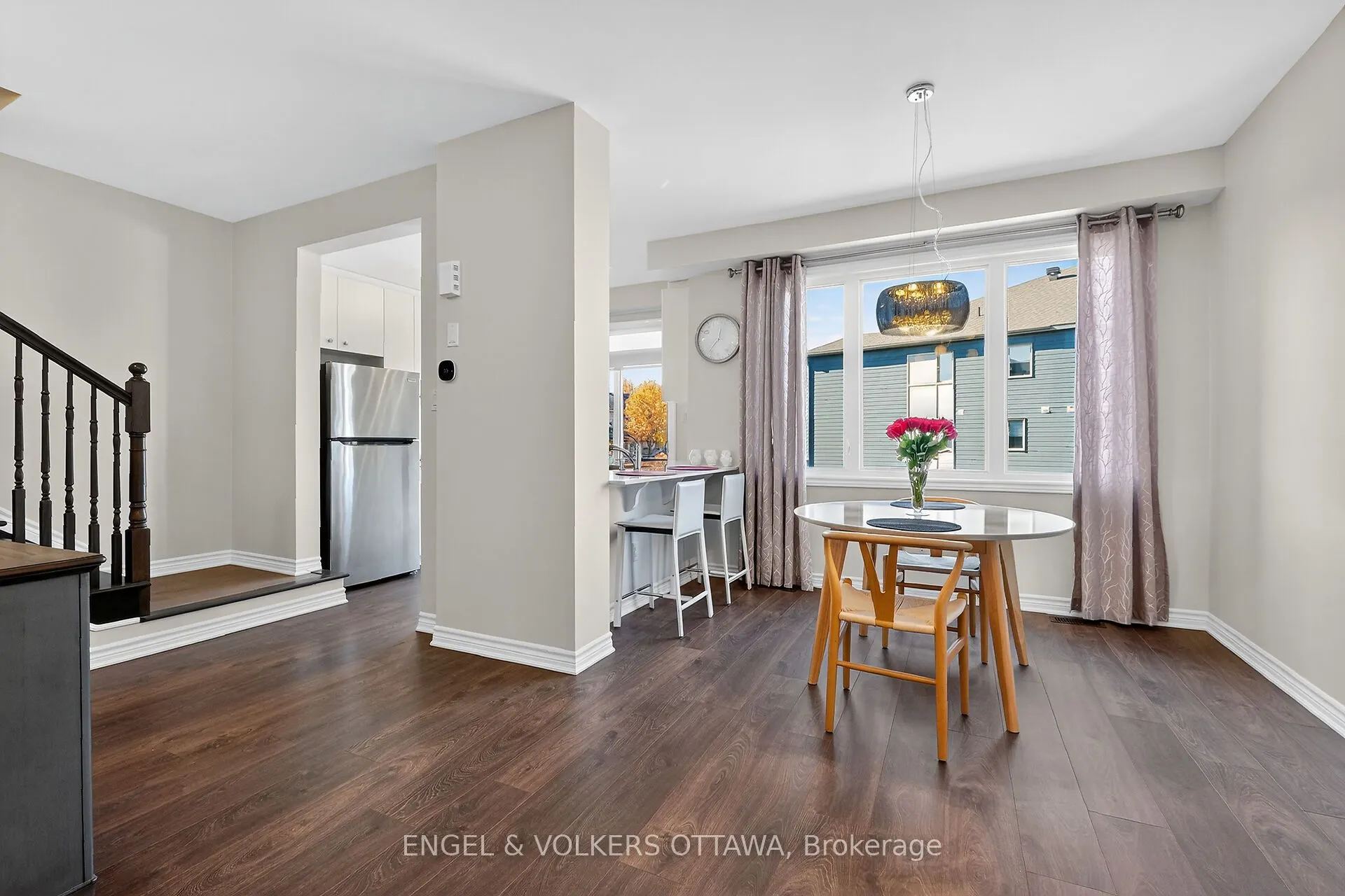 827 Kiniw Private SE
