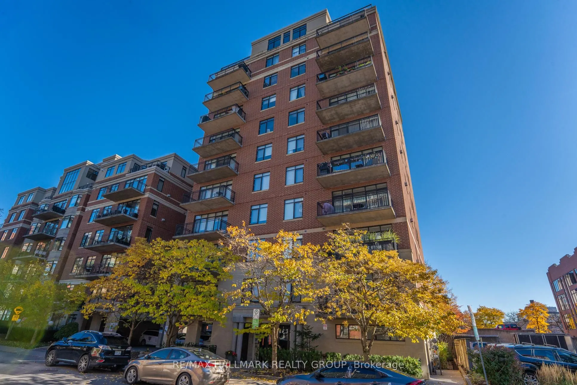 374 Cooper Street, #401